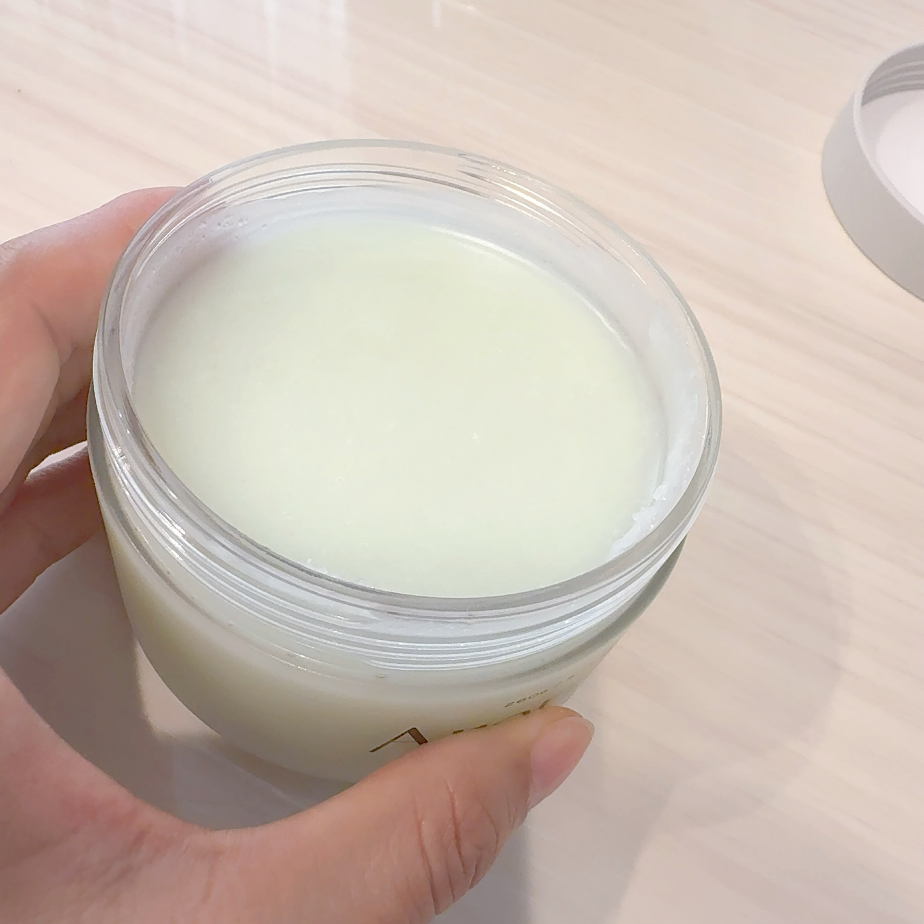 フレッシュクラウドスクラブ ゼラニウム&プリムローズ/アレンシア/ボディスクラブを使ったクチコミ（2枚目）