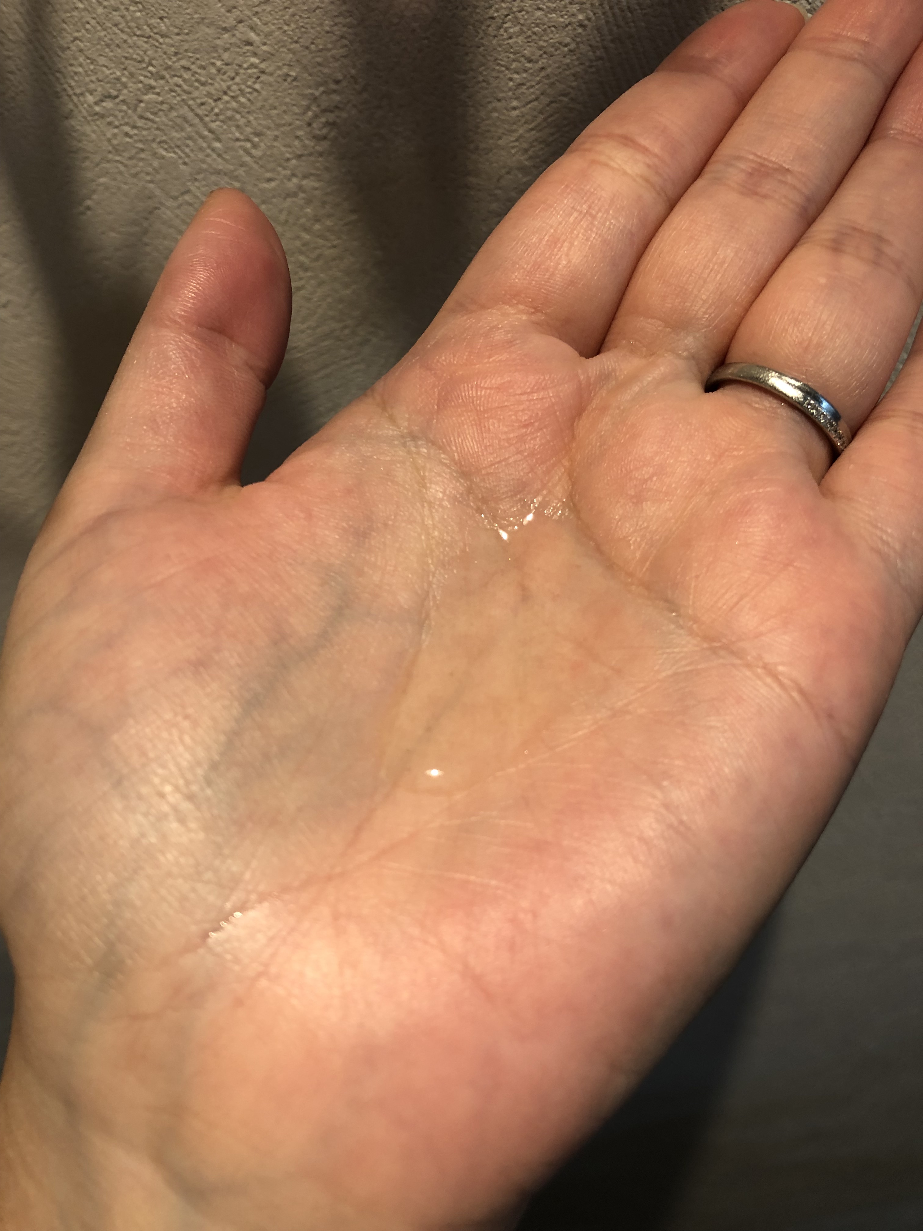 ワイルドローズ スムージングローション/WELEDA/化粧水を使ったクチコミ（3枚目）