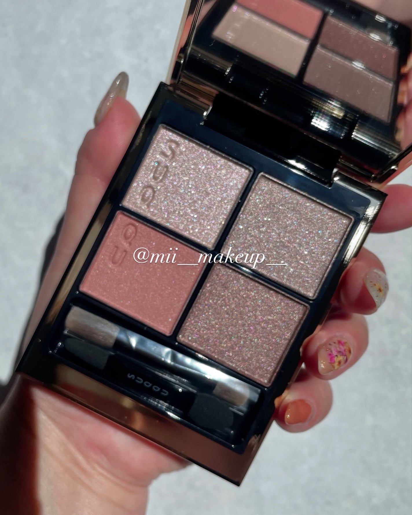 シグニチャー カラー アイズ/SUQQU/アイシャドウパレットを使ったクチコミ(10枚目)