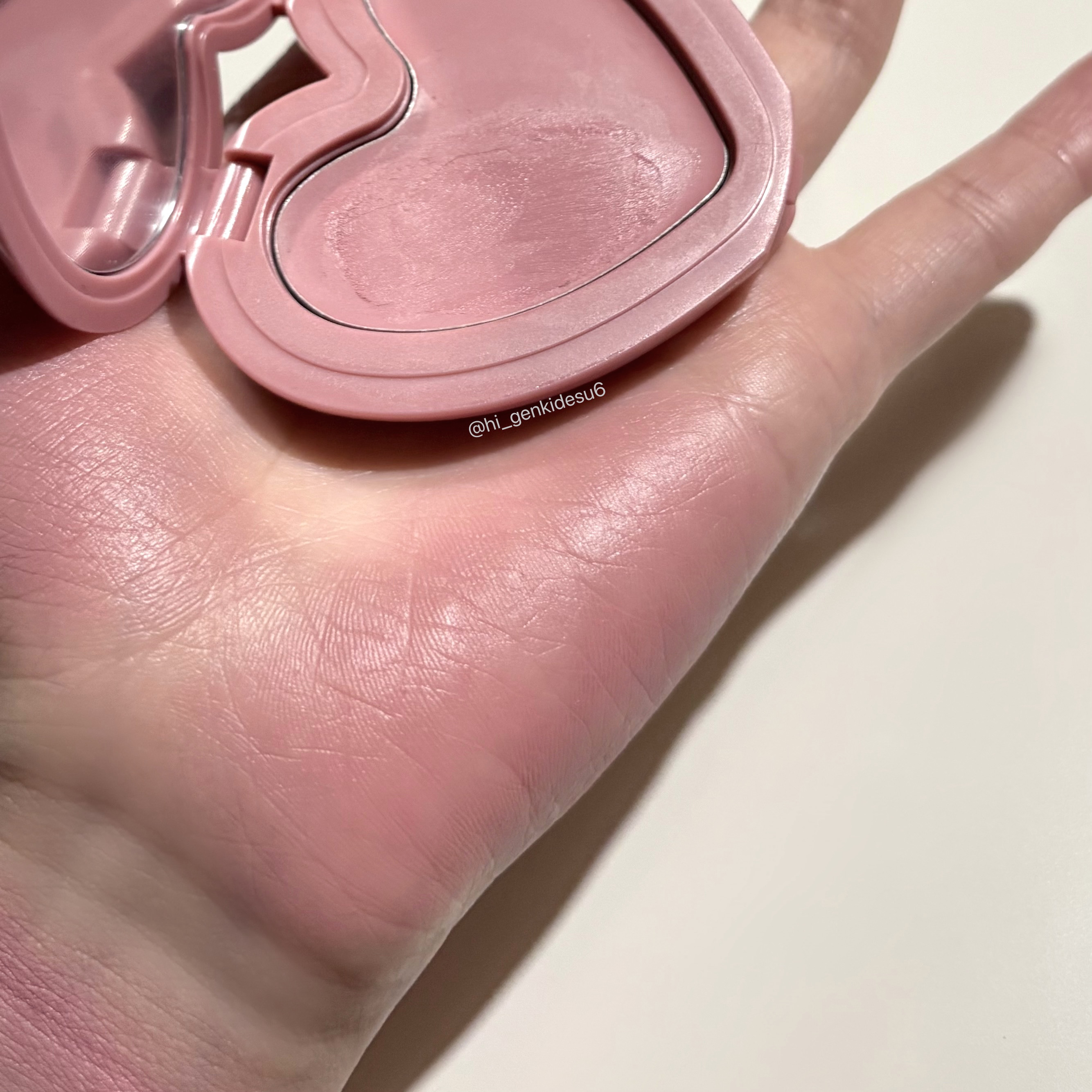 ラヴ ビーム チークバーム/lilybyred/ジェル・クリームチークを使ったクチコミ（2枚目）