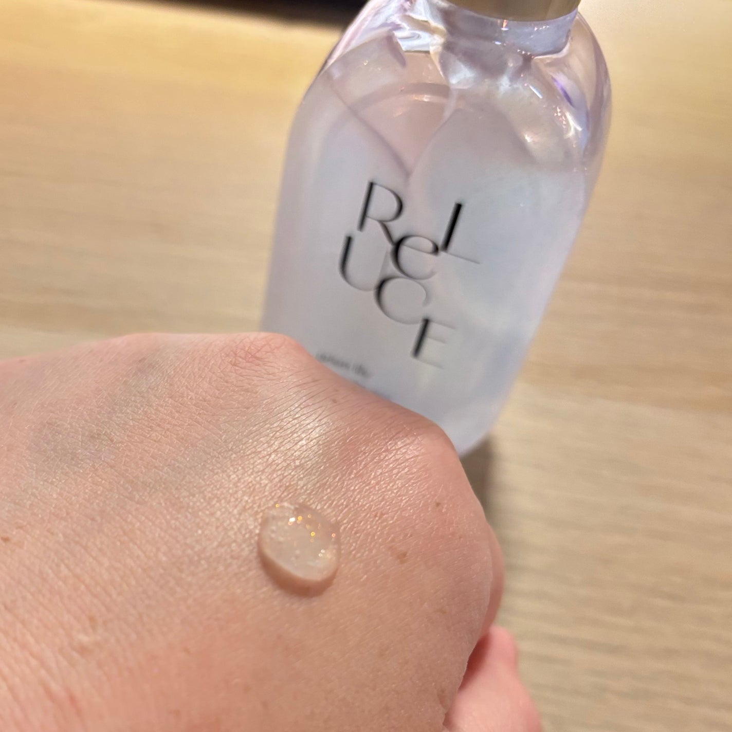 リルーチェ グリッターセラムフレグランス シャイニーフリージア/ReLUCE/香水(その他)を使ったクチコミ(2枚目)