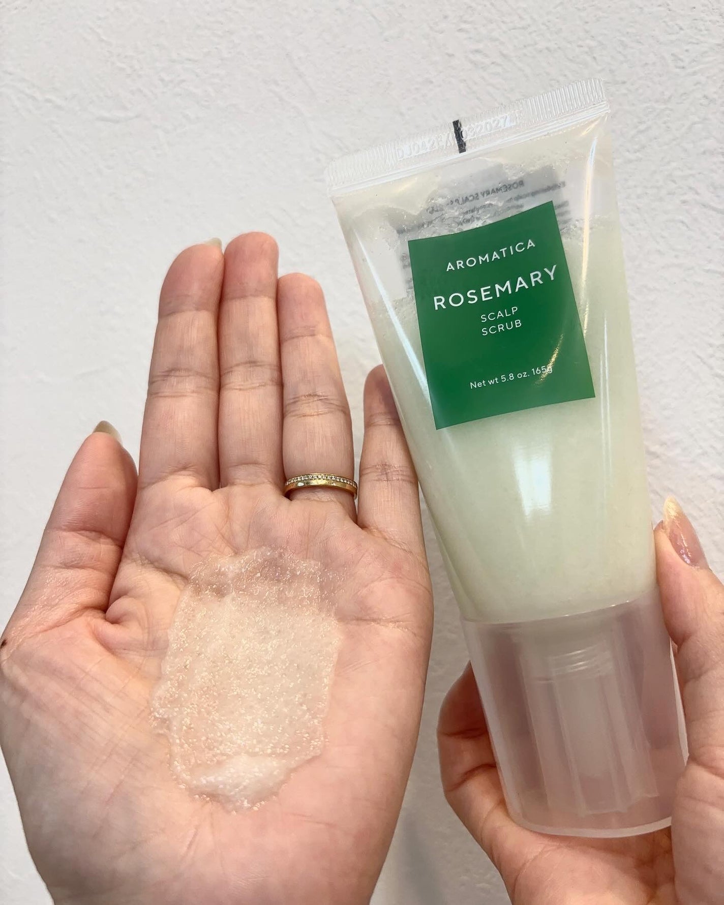 ローズマリー スカルプ スクラブ/AROMATICA/ヘッドスクラブを使ったクチコミ(4枚目)