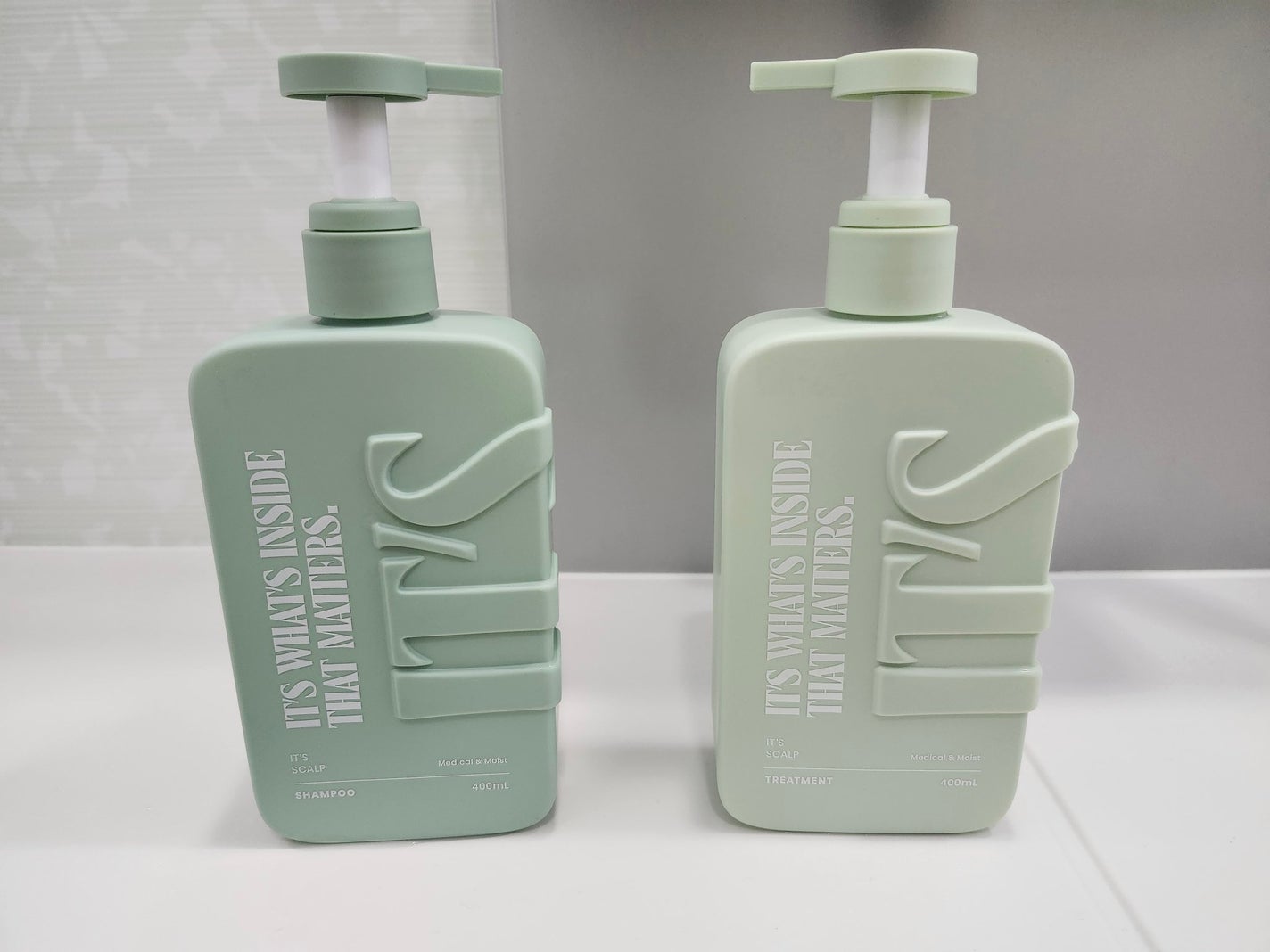 薬用スカルプ メディカルモイスト シャンプー/トリートメント/IT’S WHAT’S INSIDE THAT MATTERS./市販シャンプーを使ったクチコミ(1枚目)