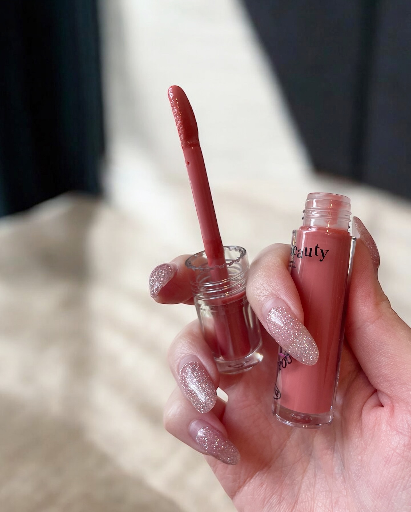 グロスリップティント/FLORTTE/リップティントを使ったクチコミ（3枚目）