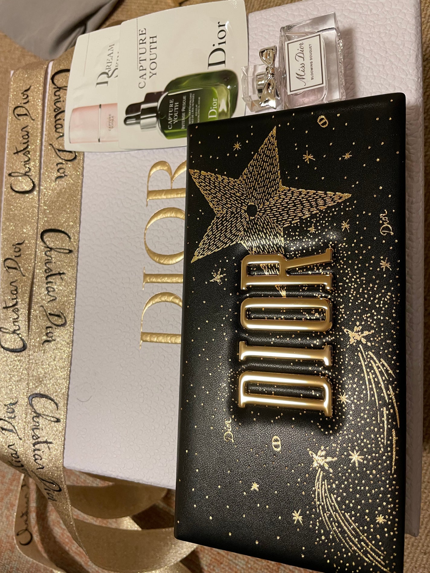 shioriðãã©ãã100 on LIPS ãDIORã®ã¯ãªã¹ãã¹ã³ãã¬ðð€¶âšãã¬ãŒã³ãðã§é ãããã®ã§ãð..ãïŒ2æç®ïŒ