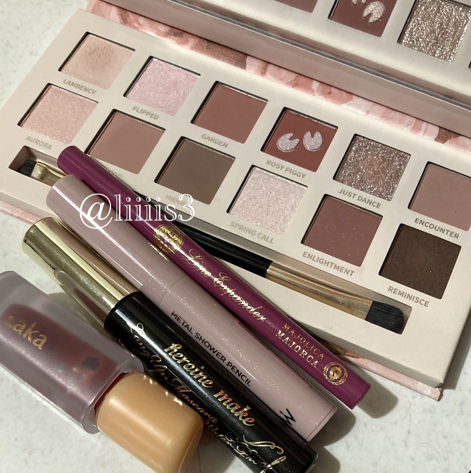 エクスプローラ12色 動物アイシャドウパレット/PERFECT DIARY/アイシャドウパレットを使ったクチコミ（1枚目）