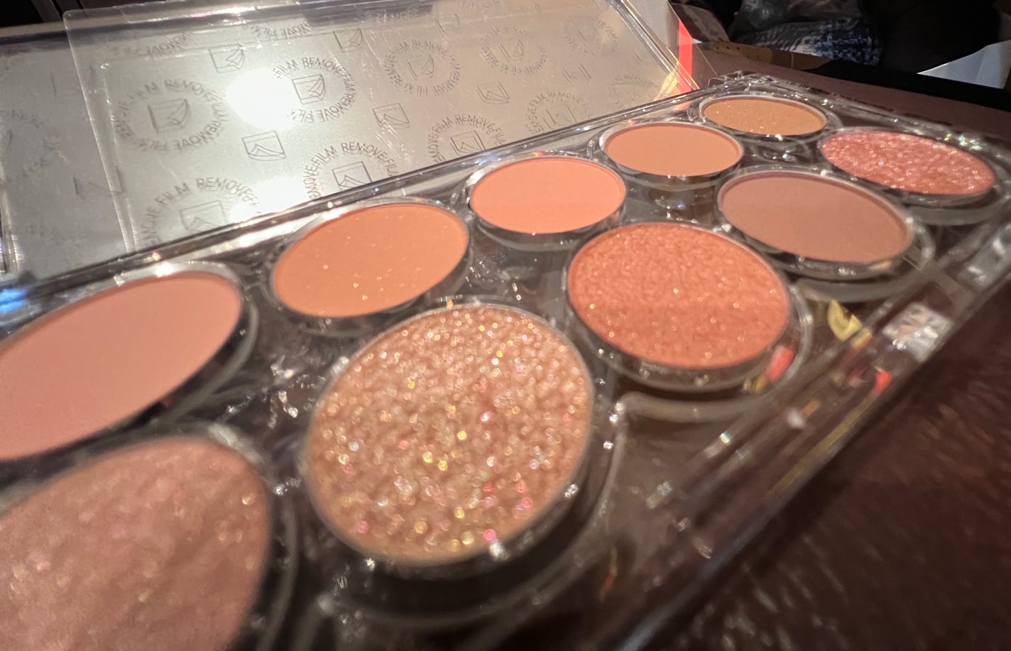 ライトオンアイズシャドウパレット/ルミル/アイシャドウパレットを使ったクチコミ(4枚目)