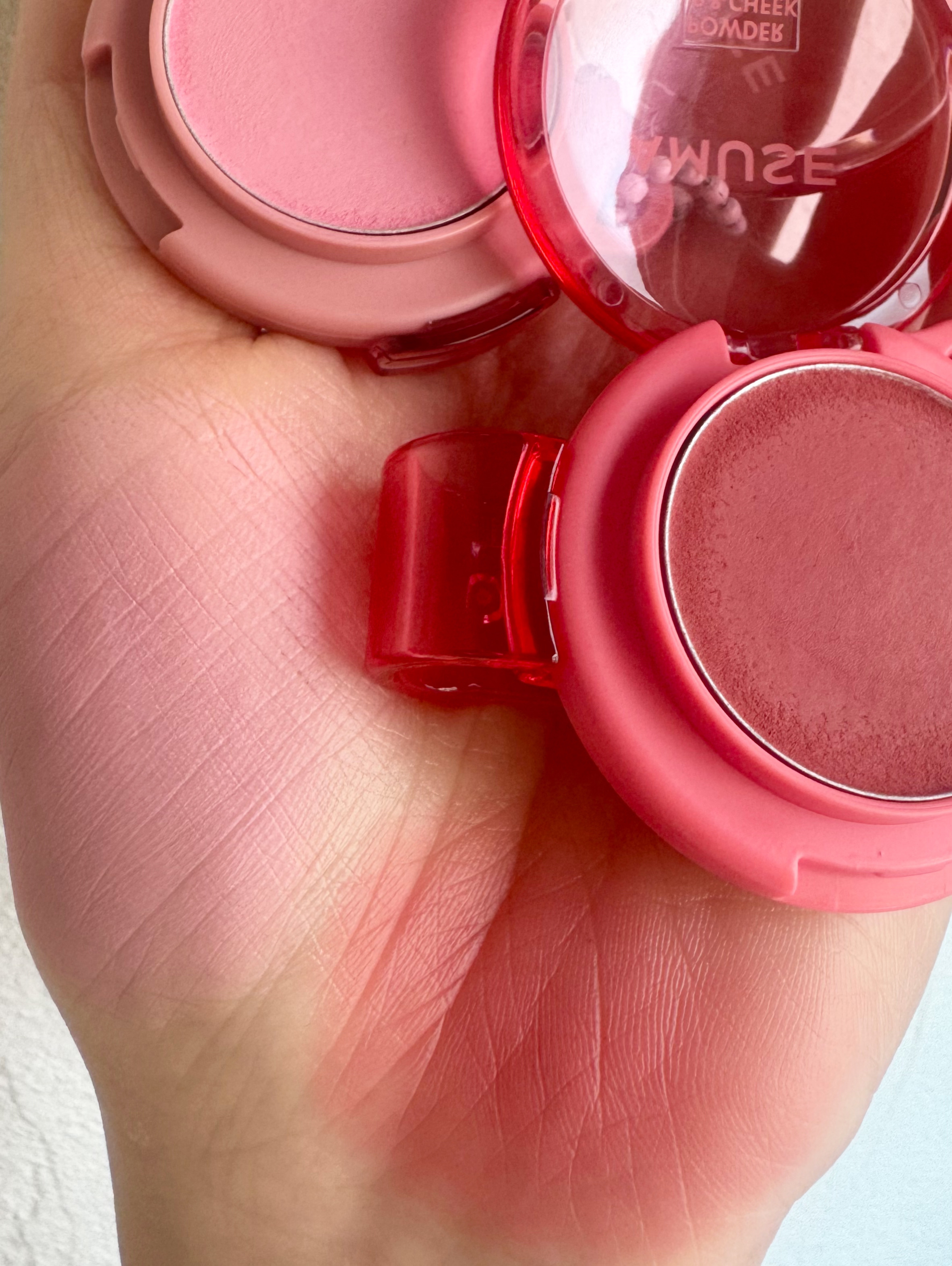 パウダーリップ＆チーク/AMUSE/パウダーチークを使ったクチコミ（3枚目）