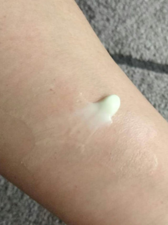 ビオレUV アクアリッチ ウォータリーエッセンス/ビオレ/日焼け止めローションを使ったクチコミ（3枚目）