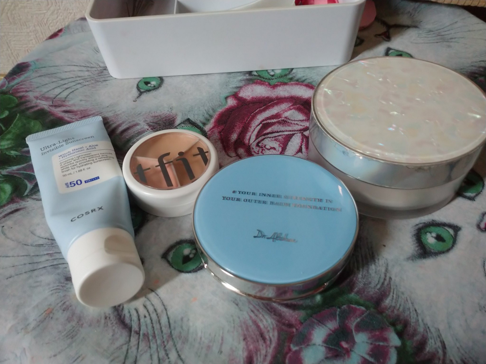 ZEESEA 「ゼロ」粉感皮脂コントロールルースパウダー/ZEESEA/ルースパウダーを使ったクチコミ（1枚目）