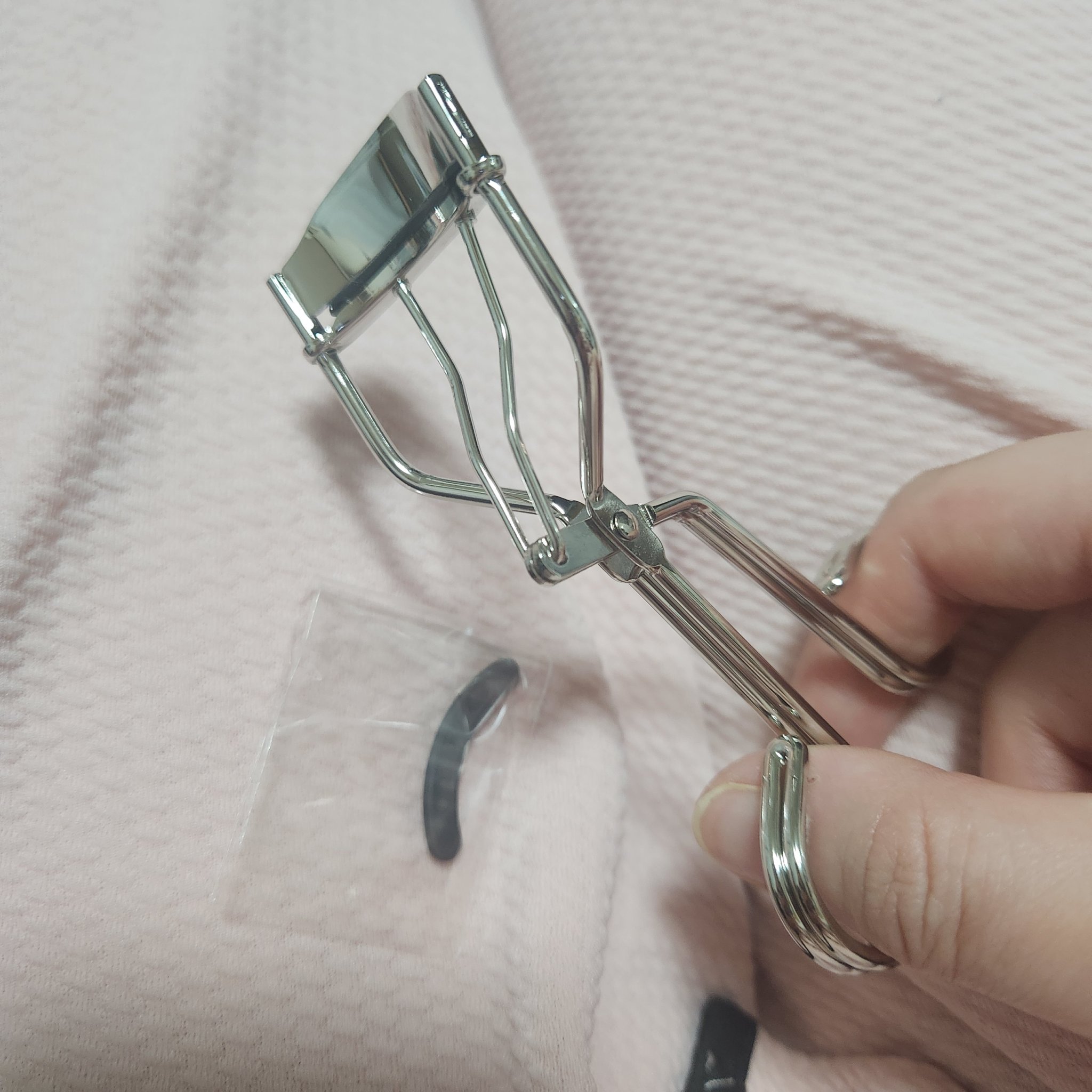 まつげググッとカーラー/SHOBIDO/ビューラーを使ったクチコミ（3枚目）