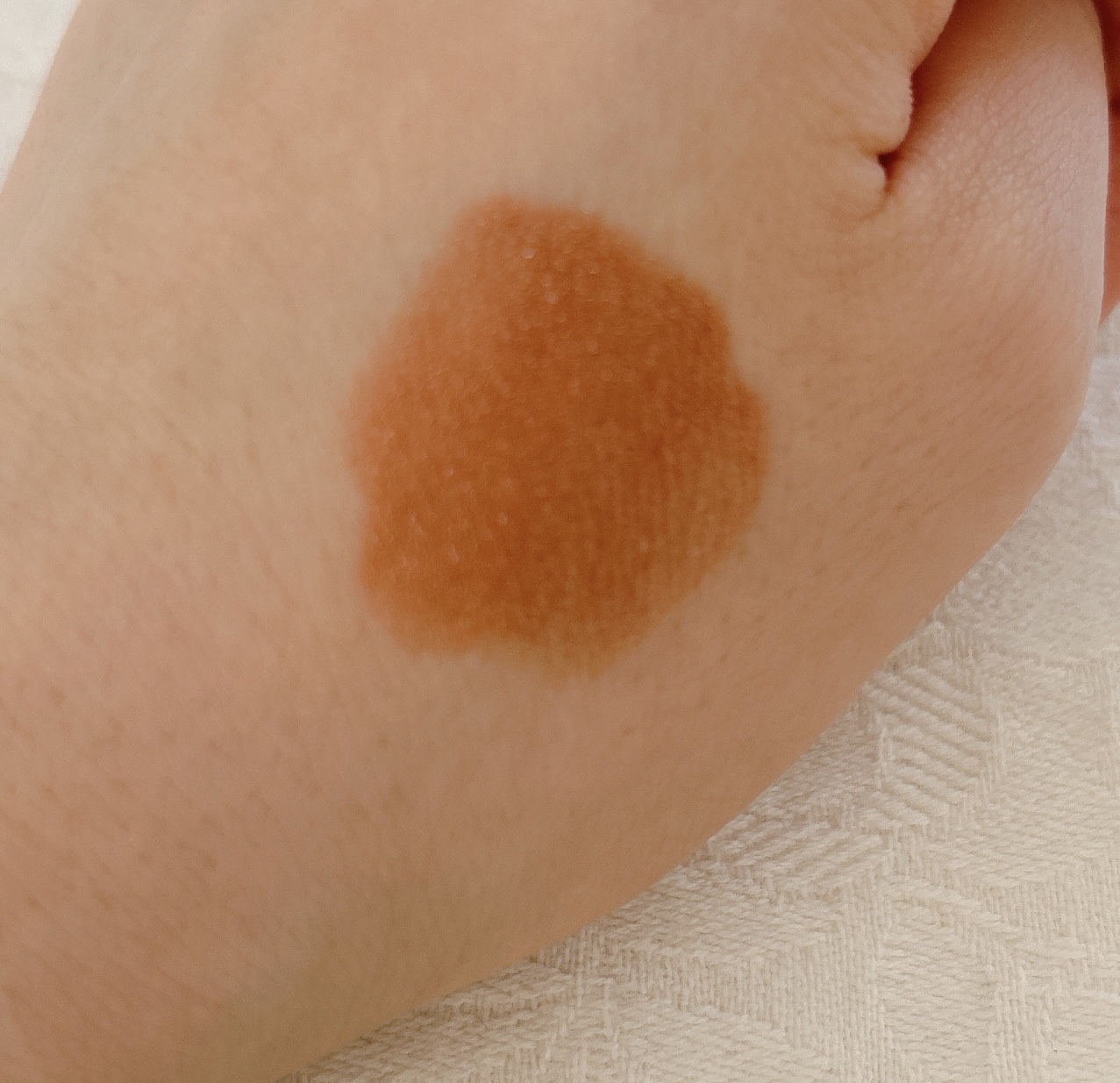 セラムフィット ボリューミング グロースティック/ByUR/ジェル・クリームチークを使ったクチコミ（3枚目）