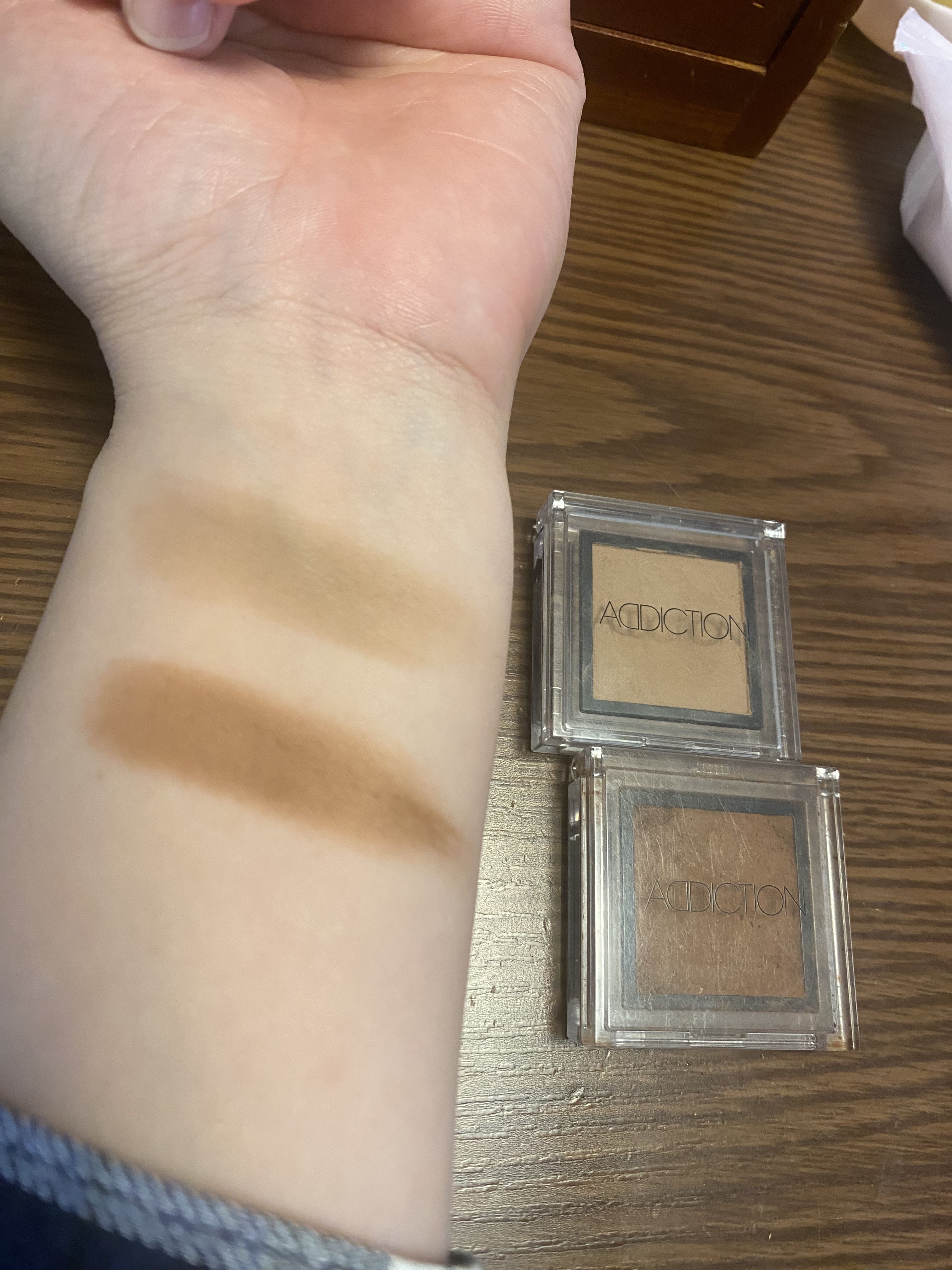 アディクション ザ アイシャドウ マット/ADDICTION/単色アイシャドウを使ったクチコミ（3枚目）