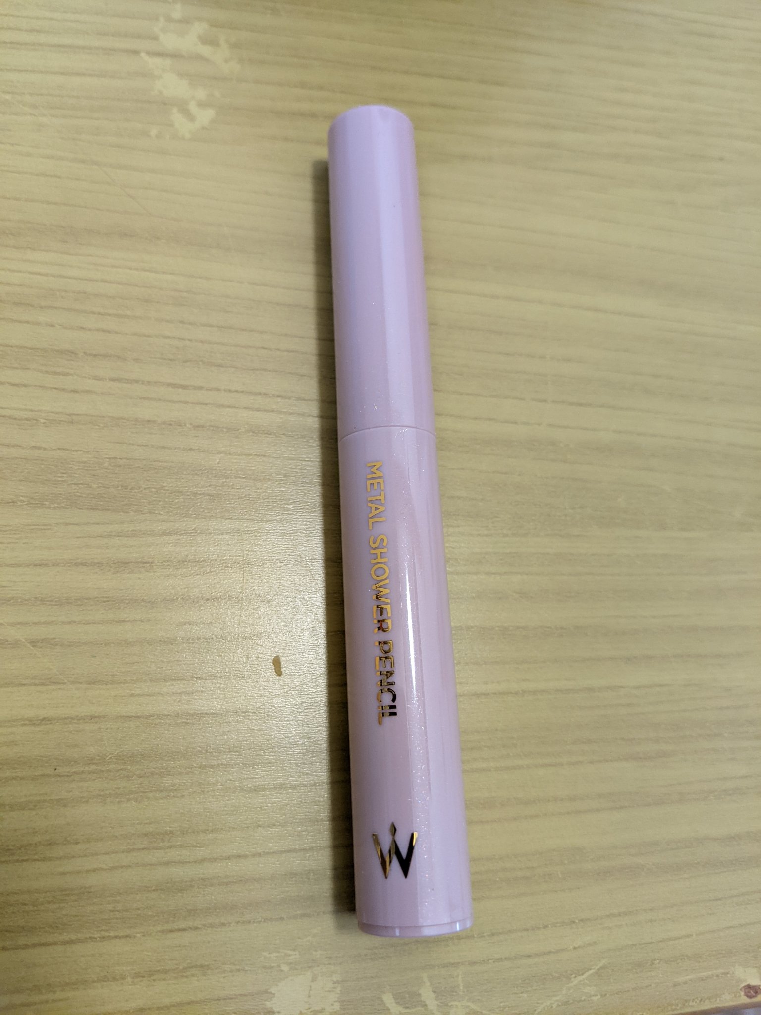 ウォンジョンヨ　メタルシャワーペンシル 07 リコッタベージュ/Wonjungyo/スティックアイシャドウを使ったクチコミ（1枚目）