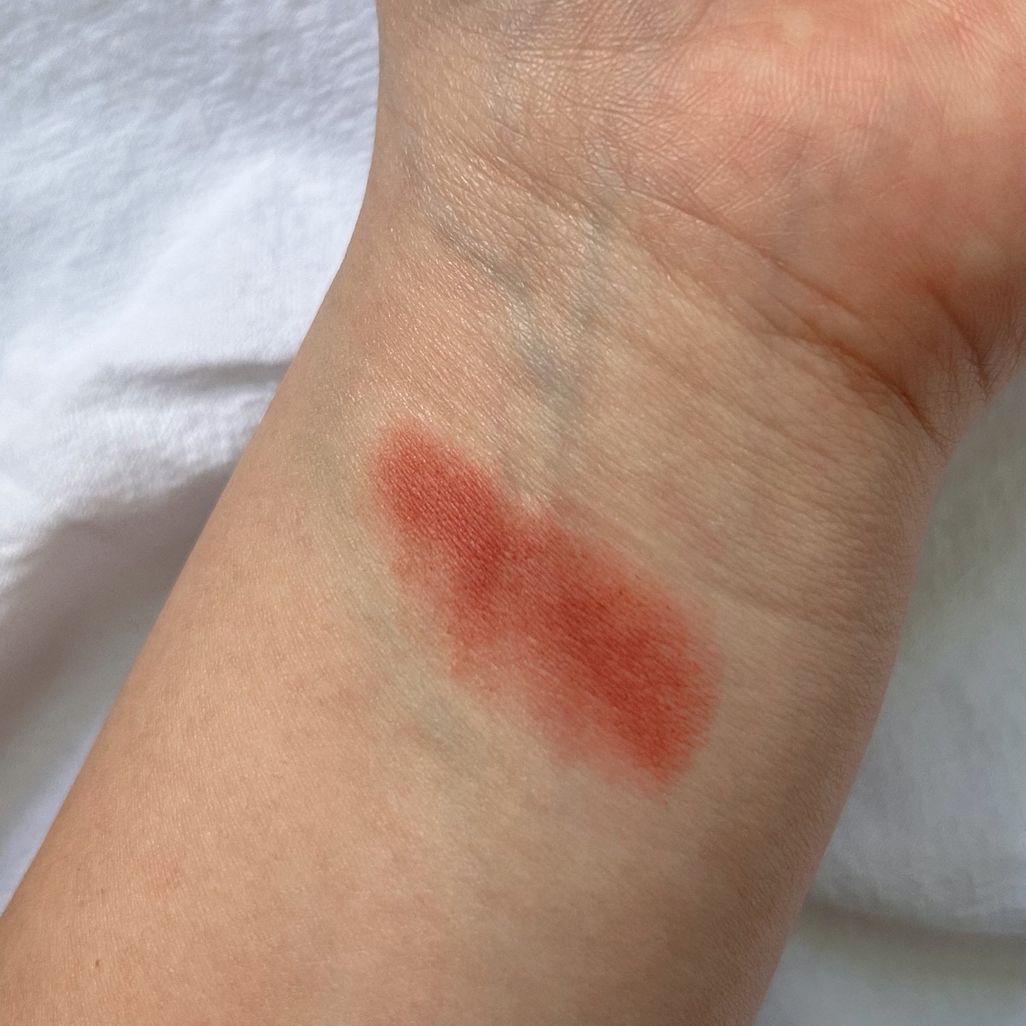 バルキーマットリップスティック/Laka/口紅を使ったクチコミ（3枚目）