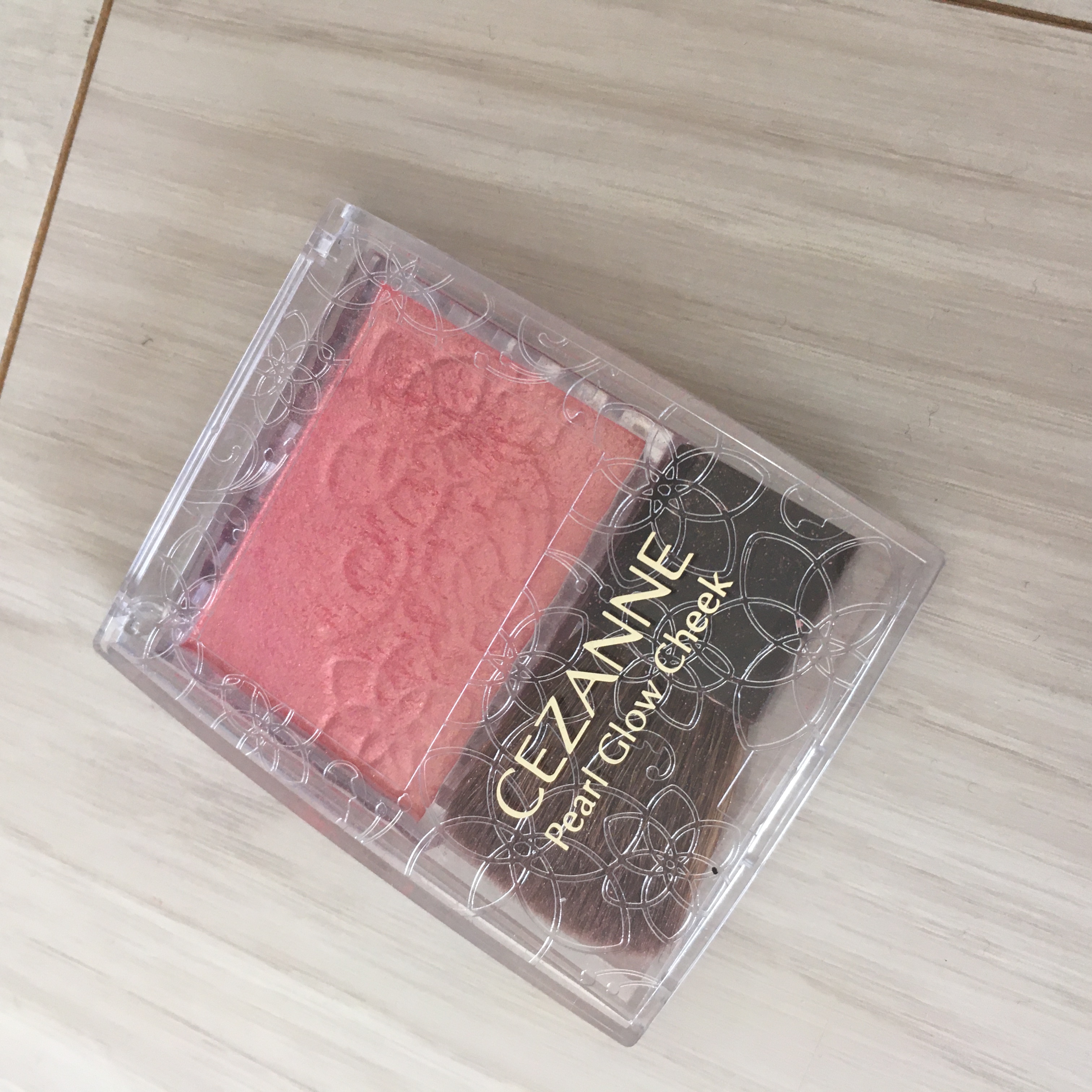 パールグロウチーク/CEZANNE/パウダーチークを使ったクチコミ（1枚目）