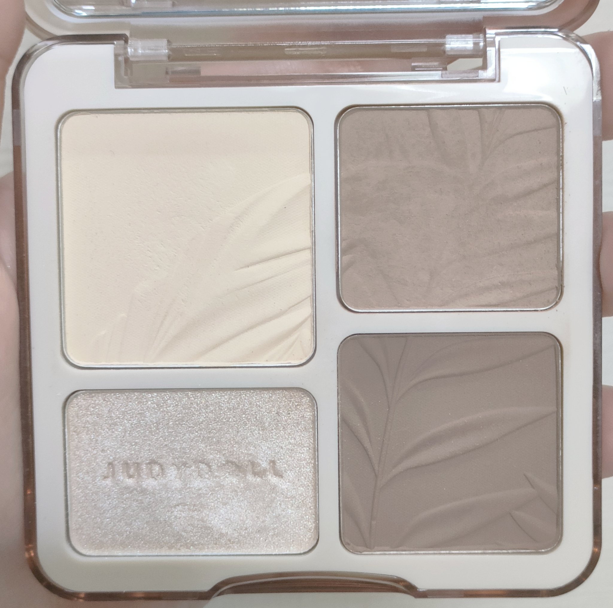 JUDYDOLL メリハリマスターパレット/JUDYDOLL/パウダーハイライトを使ったクチコミ（3枚目）