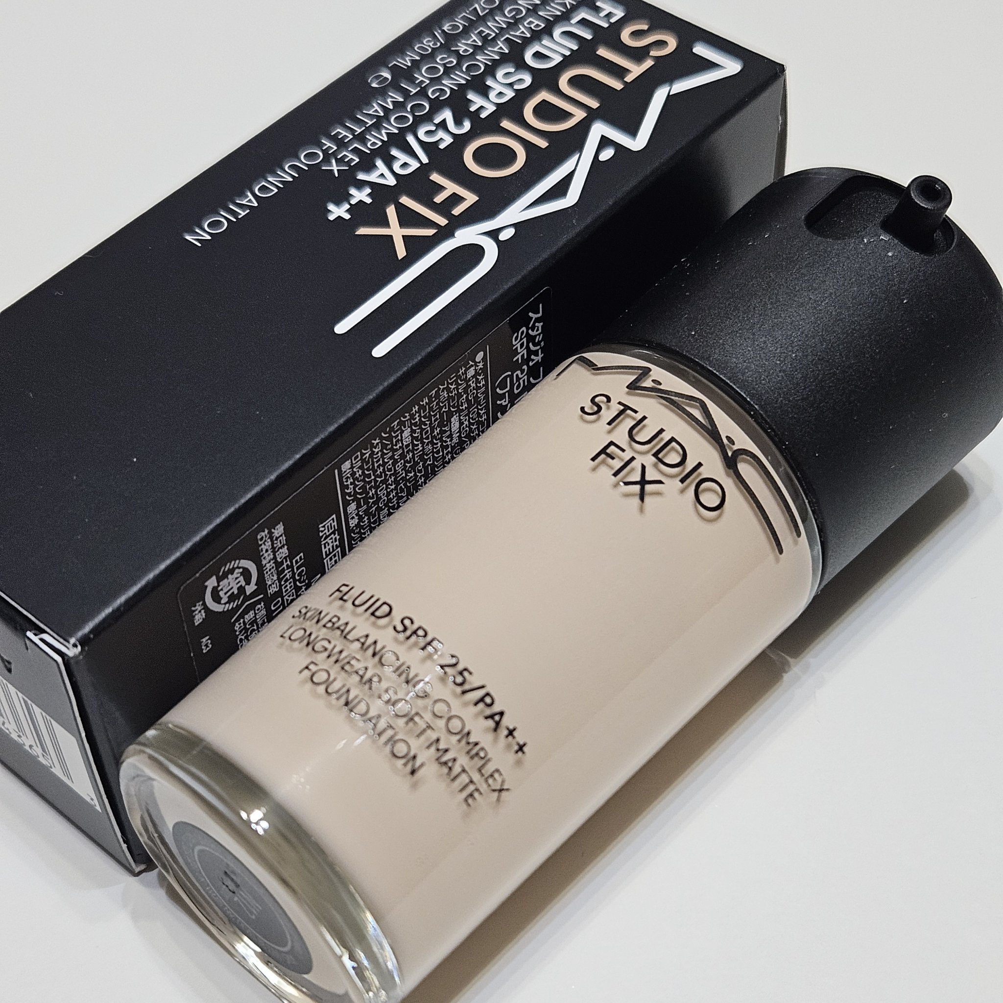 スタジオ フィックス フルイッド SPF 25/M・A・C/リキッドファンデーションを使ったクチコミ（3枚目）