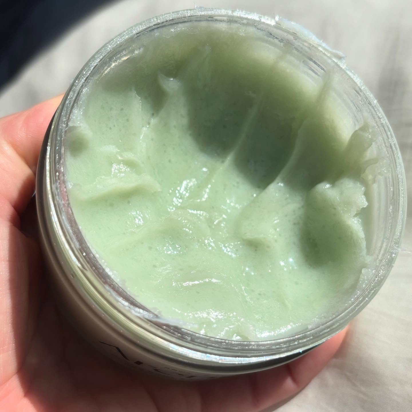 フレッシュクラウドスクラブ ゼラニウム&プリムローズ/アレンシア/ボディスクラブを使ったクチコミ（2枚目）