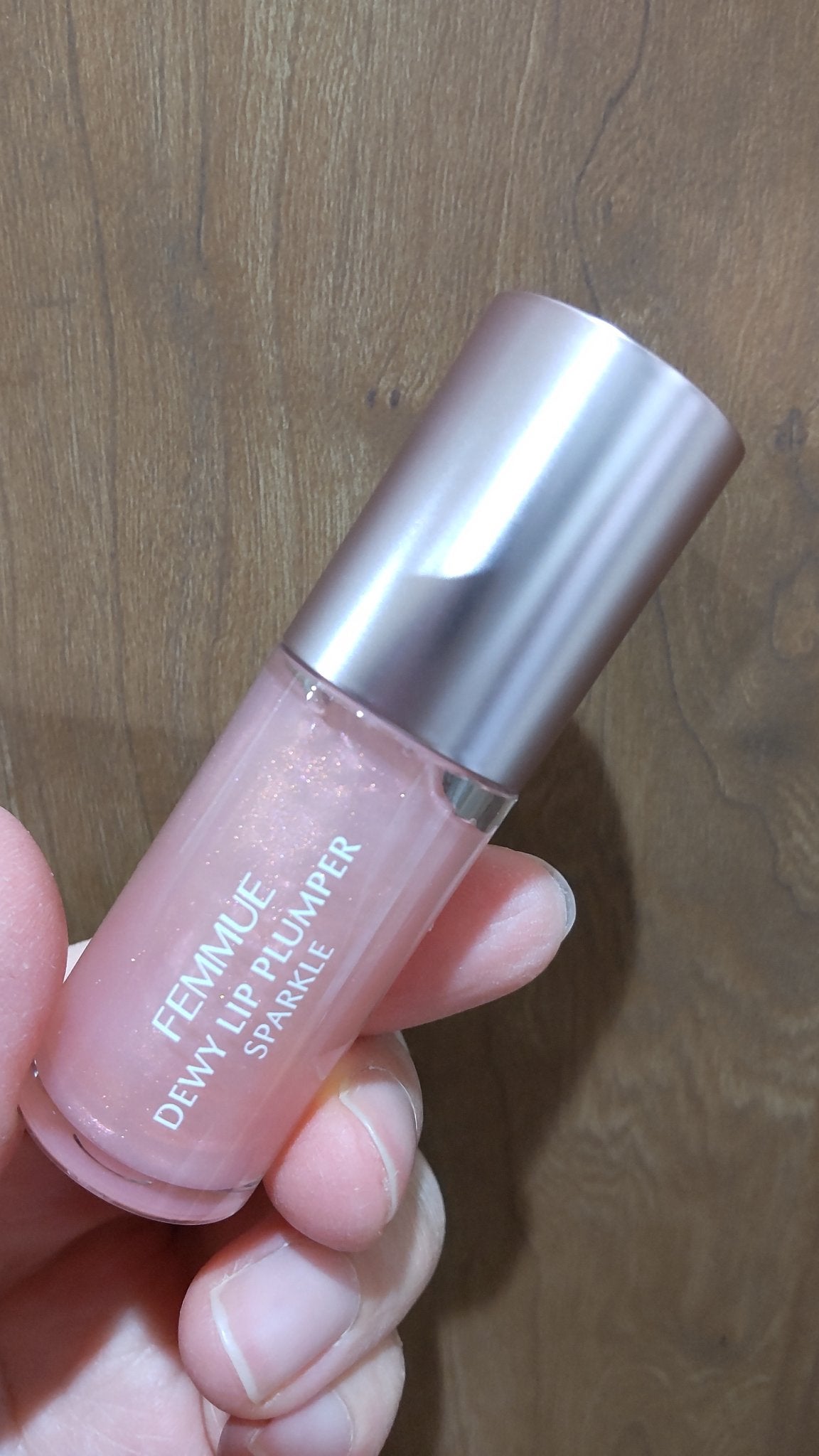 デューイー リッププランパー スパークル/FEMMUE/リッププランパーを使ったクチコミ(1枚目)