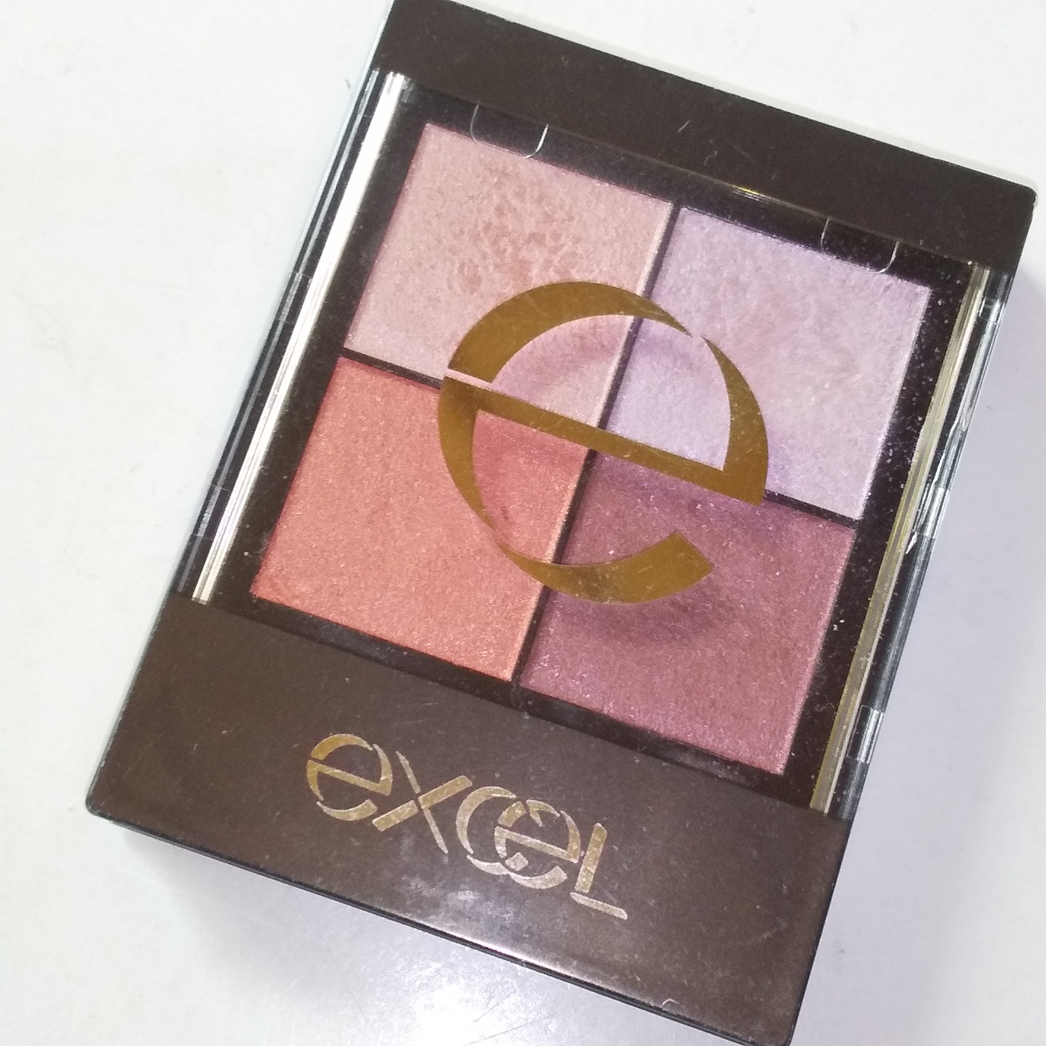 リアルクローズシャドウ/excel/アイシャドウパレットを使ったクチコミ（3枚目）