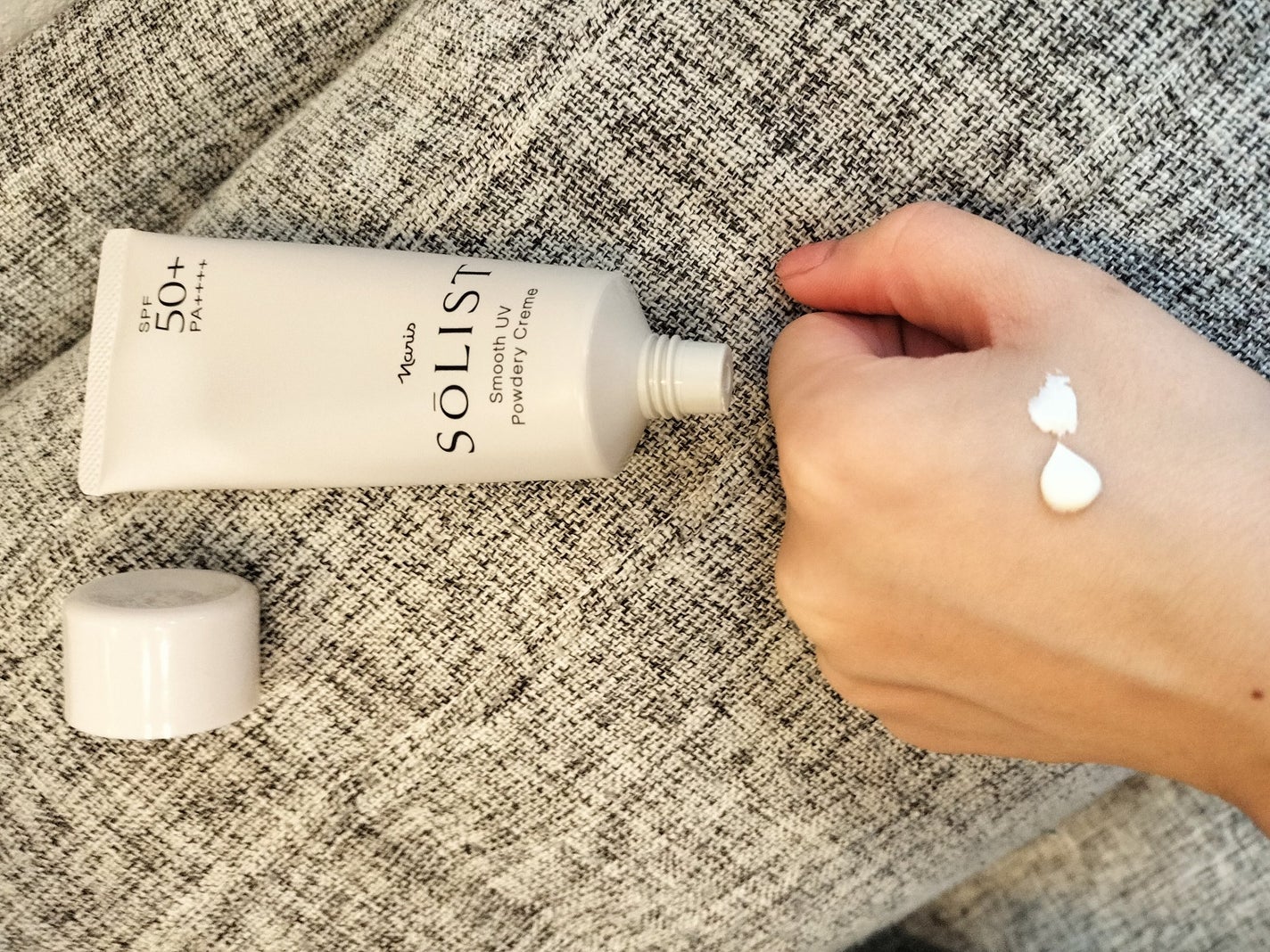 ソリスト スムースUV パウダリークリーム/ナリス化粧品/日焼け止めクリームを使ったクチコミ(2枚目)
