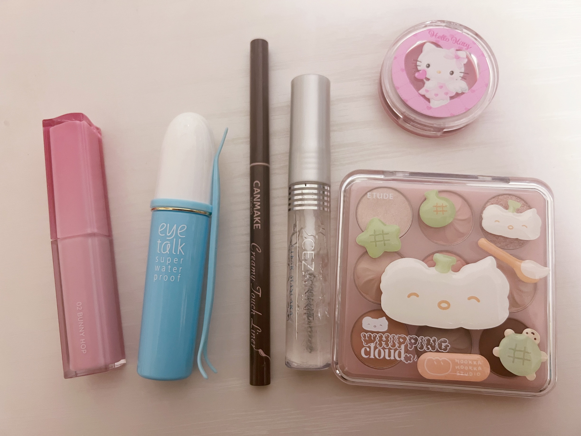 プレイカラーアイズ　ホイッピングクラウドコレクション スプリングホイップクリーム/ETUDE/アイシャドウパレットを使ったクチコミ（1枚目）