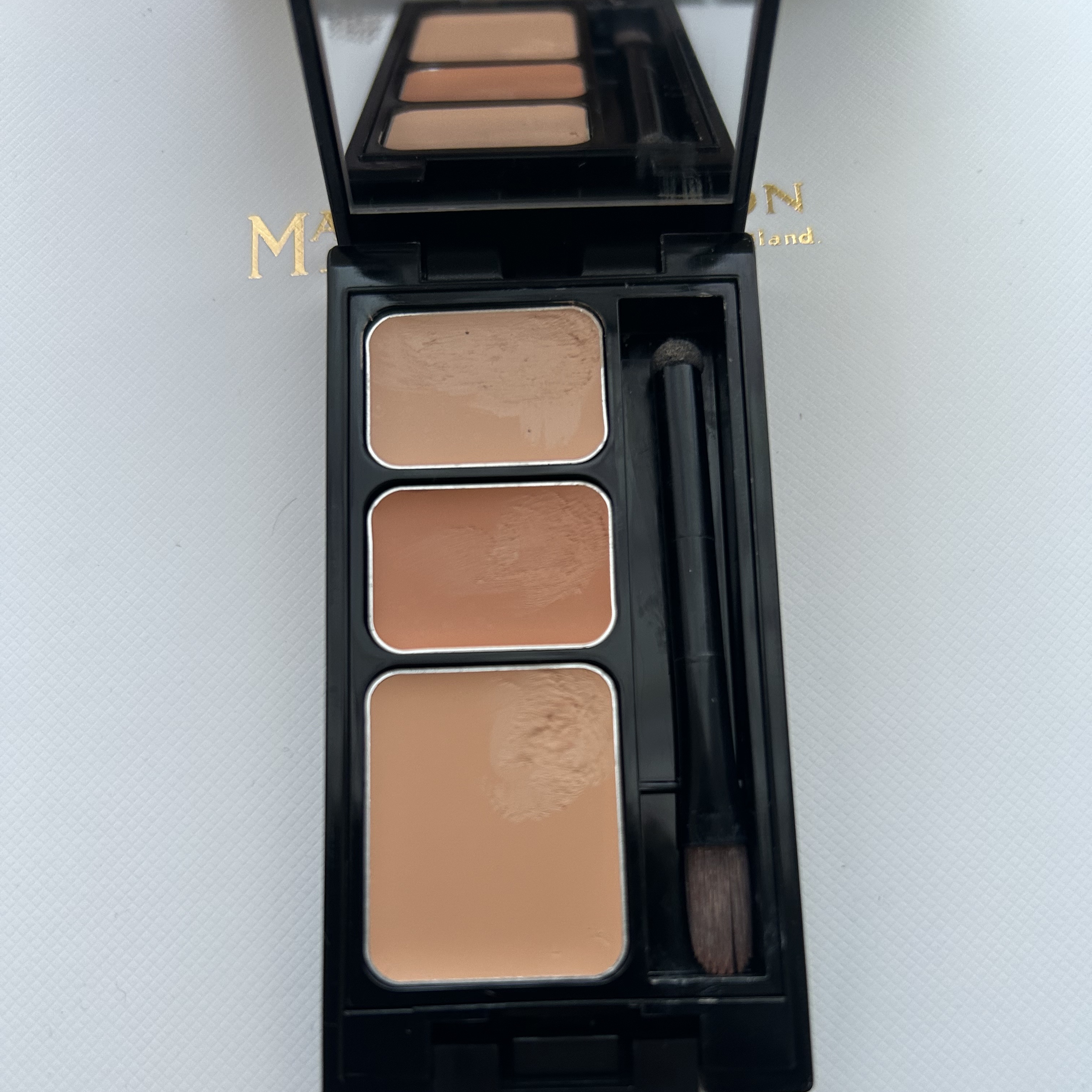 ミネラルコンシーラーパレット  ピンクベージュ/エトヴォス/パレットコンシーラーを使ったクチコミ（2枚目）