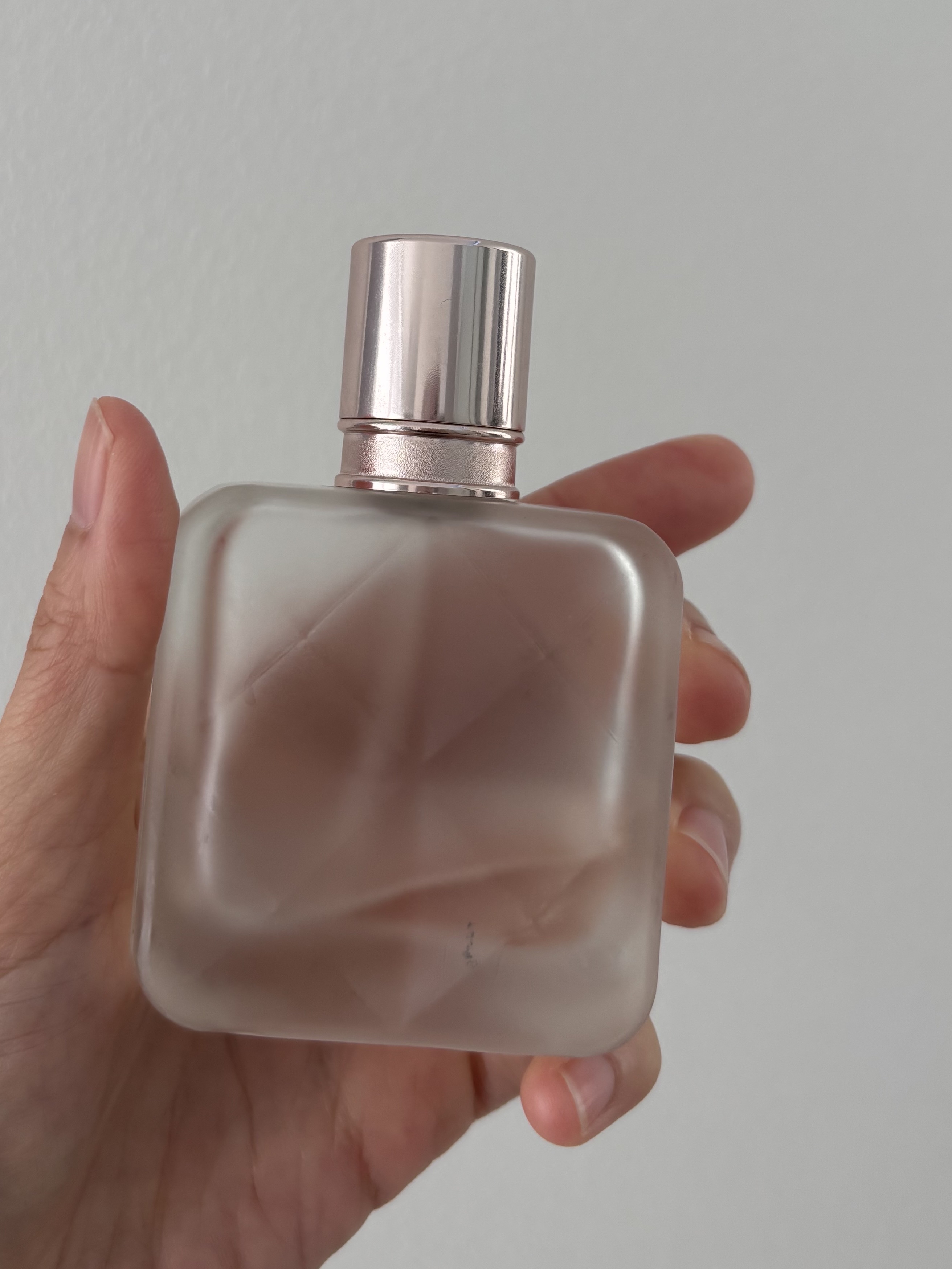 イレジスティブル ヘア ミスト/GIVENCHY/ヘアミストを使ったクチコミ（2枚目）