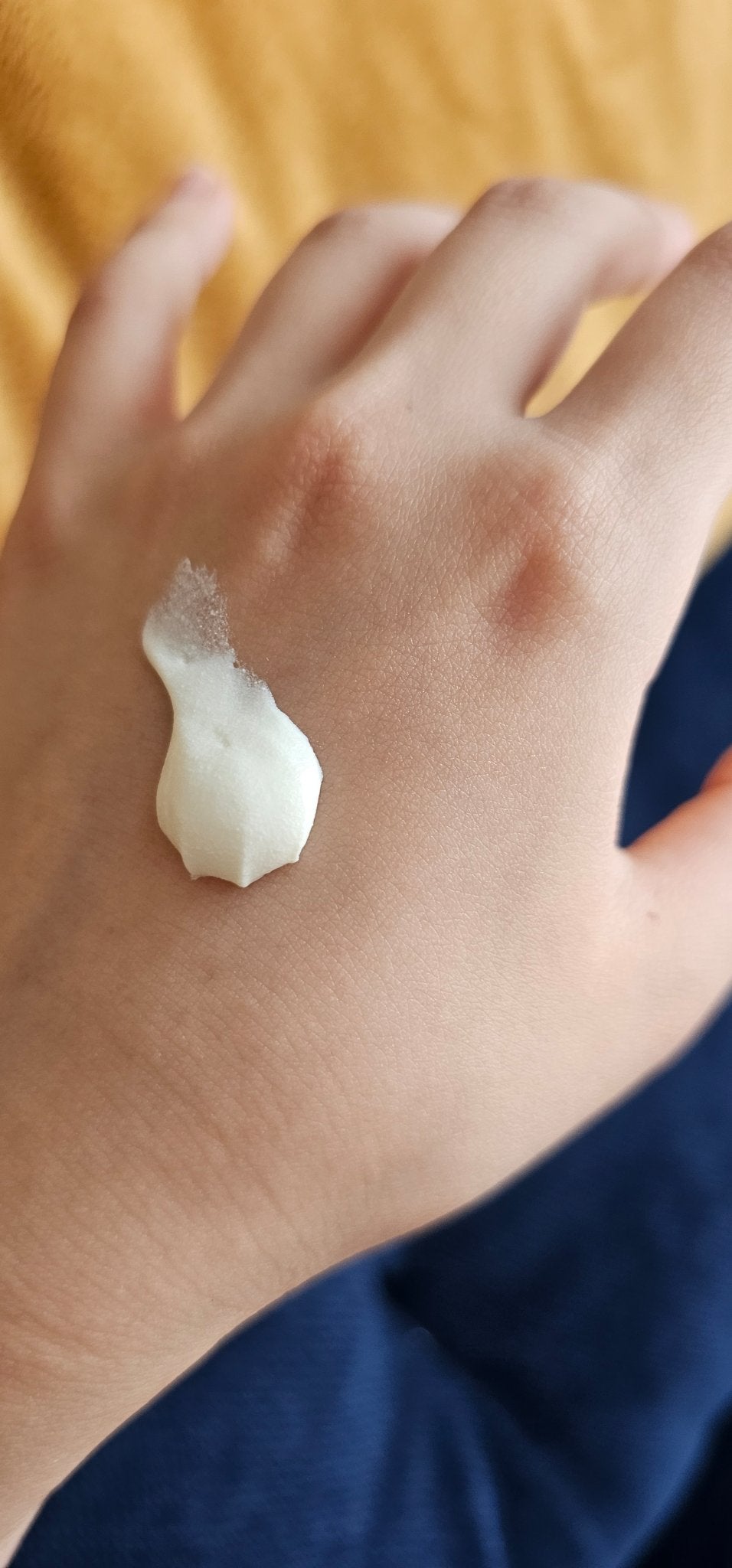 アクアリッチ エアリーホールドクリーム(呼吸感ベールUV)/ビオレ/日焼け止めクリームを使ったクチコミ(2枚目)