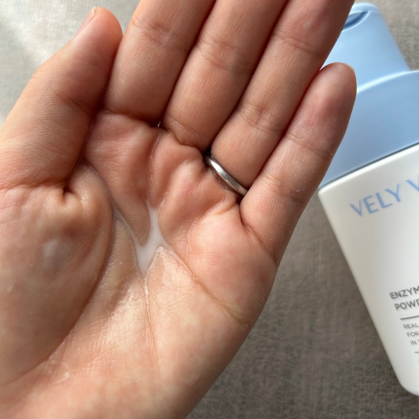 酵素ミルク洗顔パウダー/VELY VELY/洗顔パウダーを使ったクチコミ(3枚目)