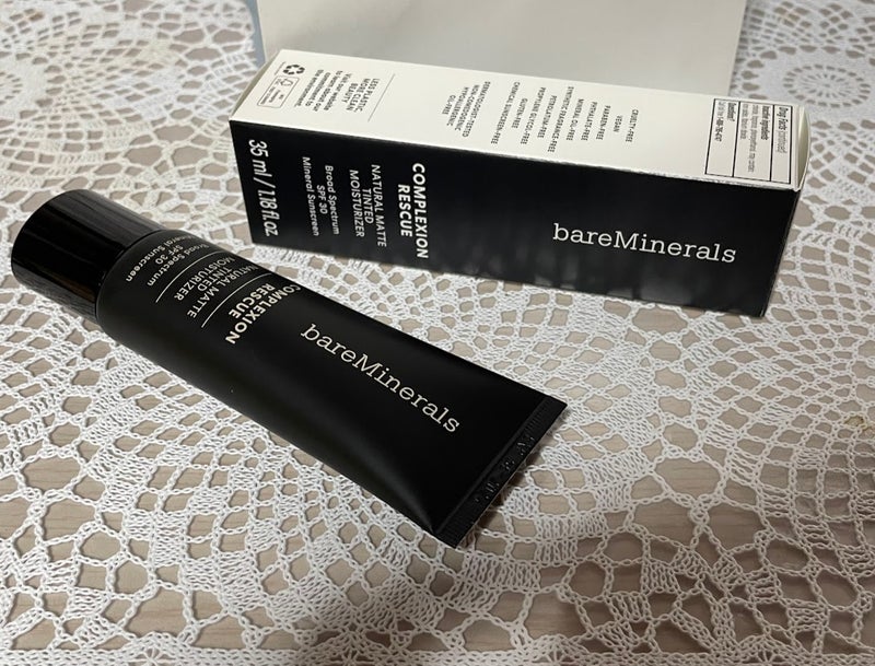 CR ナチュラル マット モイスチャライザー/bareMinerals/クリーム・エマルジョンファンデーションを使ったクチコミ（2枚目）