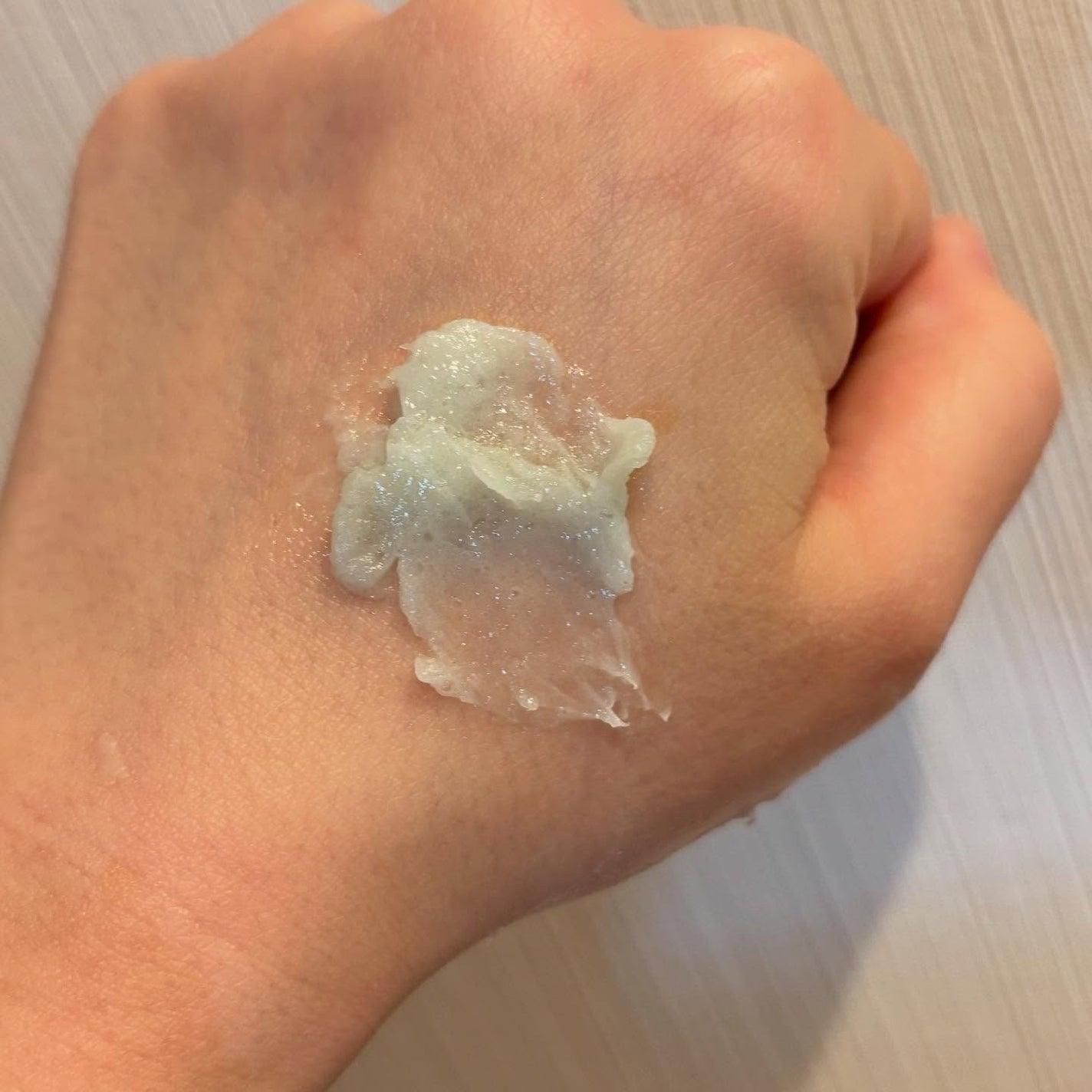 フレッシュクラウドスクラブ ゼラニウム&プリムローズ/アレンシア/ボディスクラブを使ったクチコミ(3枚目)