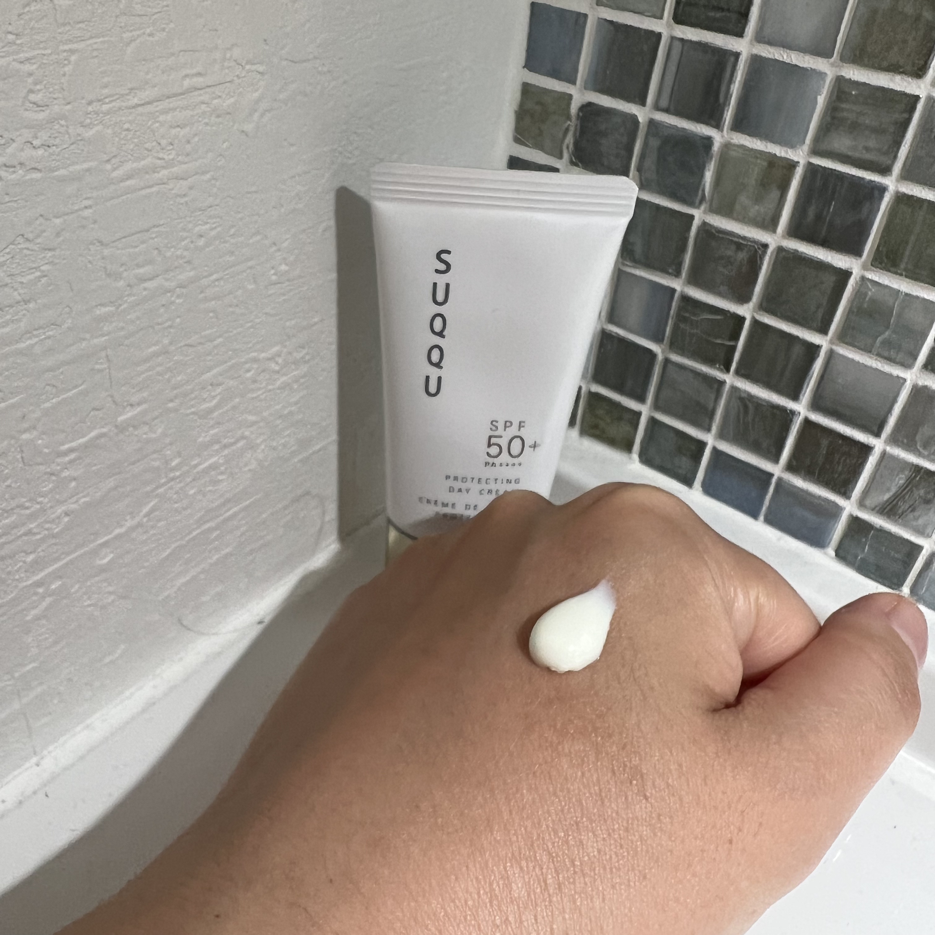 プロテクティング デイ クリーム 30g/SUQQU/化粧下地を使ったクチコミ（2枚目）