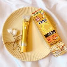 薬用しみ集中対策 プレミアム美容液/メラノCC/美容液を使ったクチコミ（1枚目）