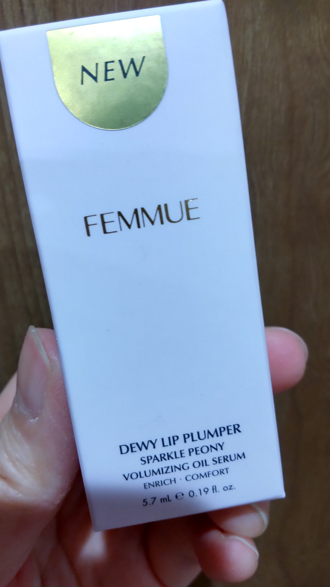 デューイー リッププランパー スパークル/FEMMUE/リッププランパーを使ったクチコミ（2枚目）