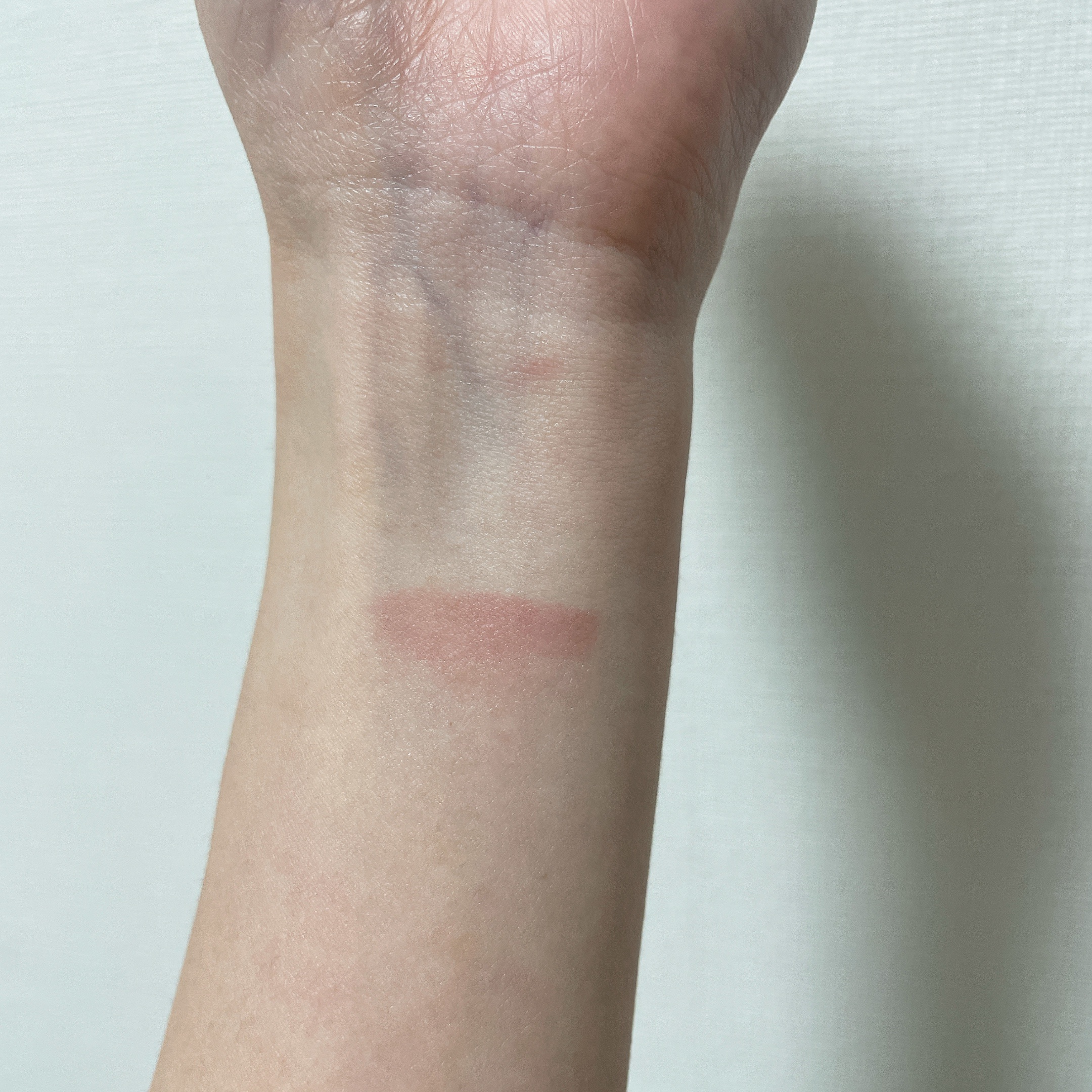 キヌケアグローアップ/shu uemura/口紅を使ったクチコミ（3枚目）