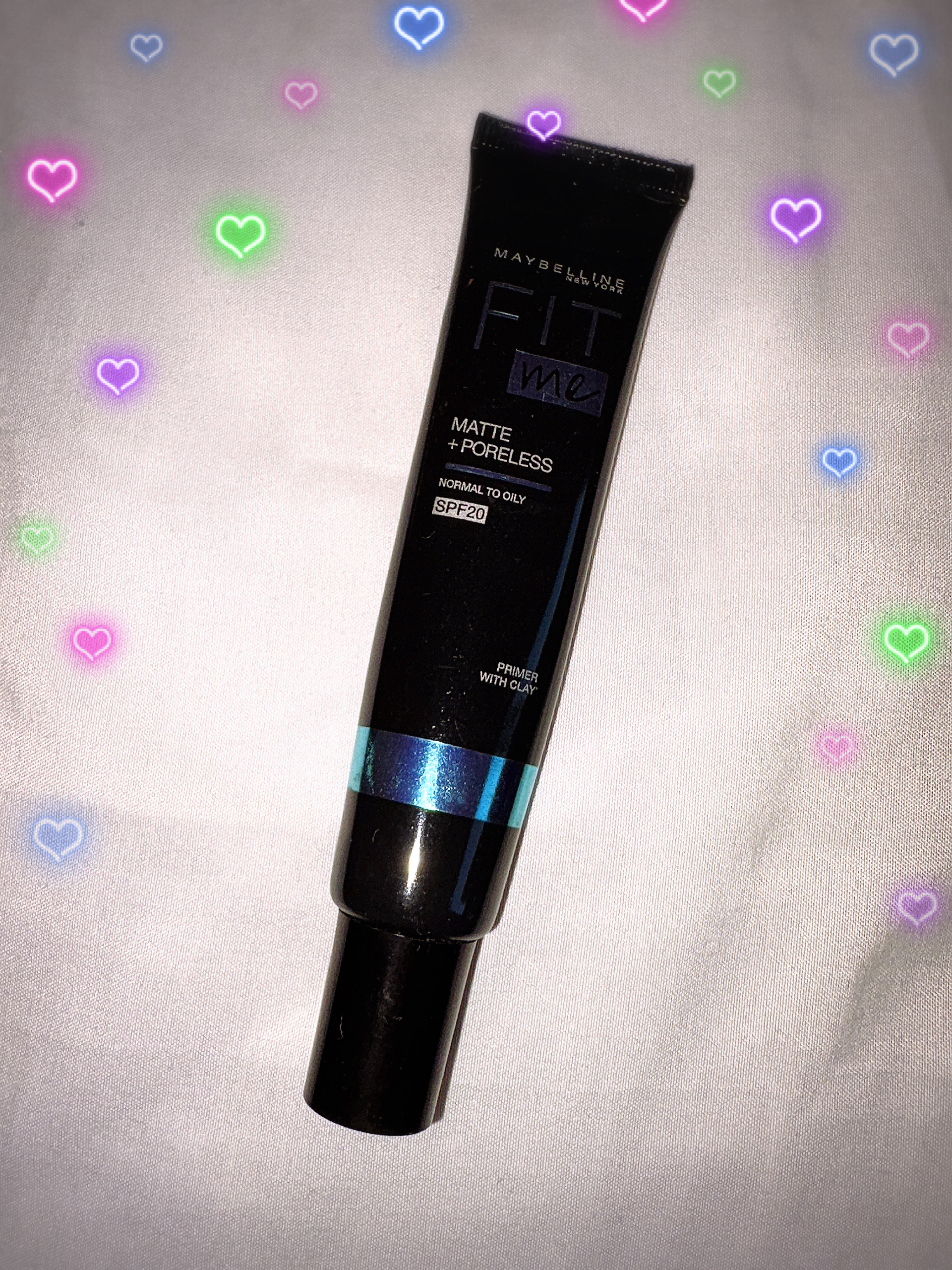 MAYBELLINE NEW YORK フィットミー プライマーのクチコミ「
クレイ配合なので、お肌にしっかり密着して崩れにくいベースになりました！
皮脂テカリも抑えてく.....」（1枚目）