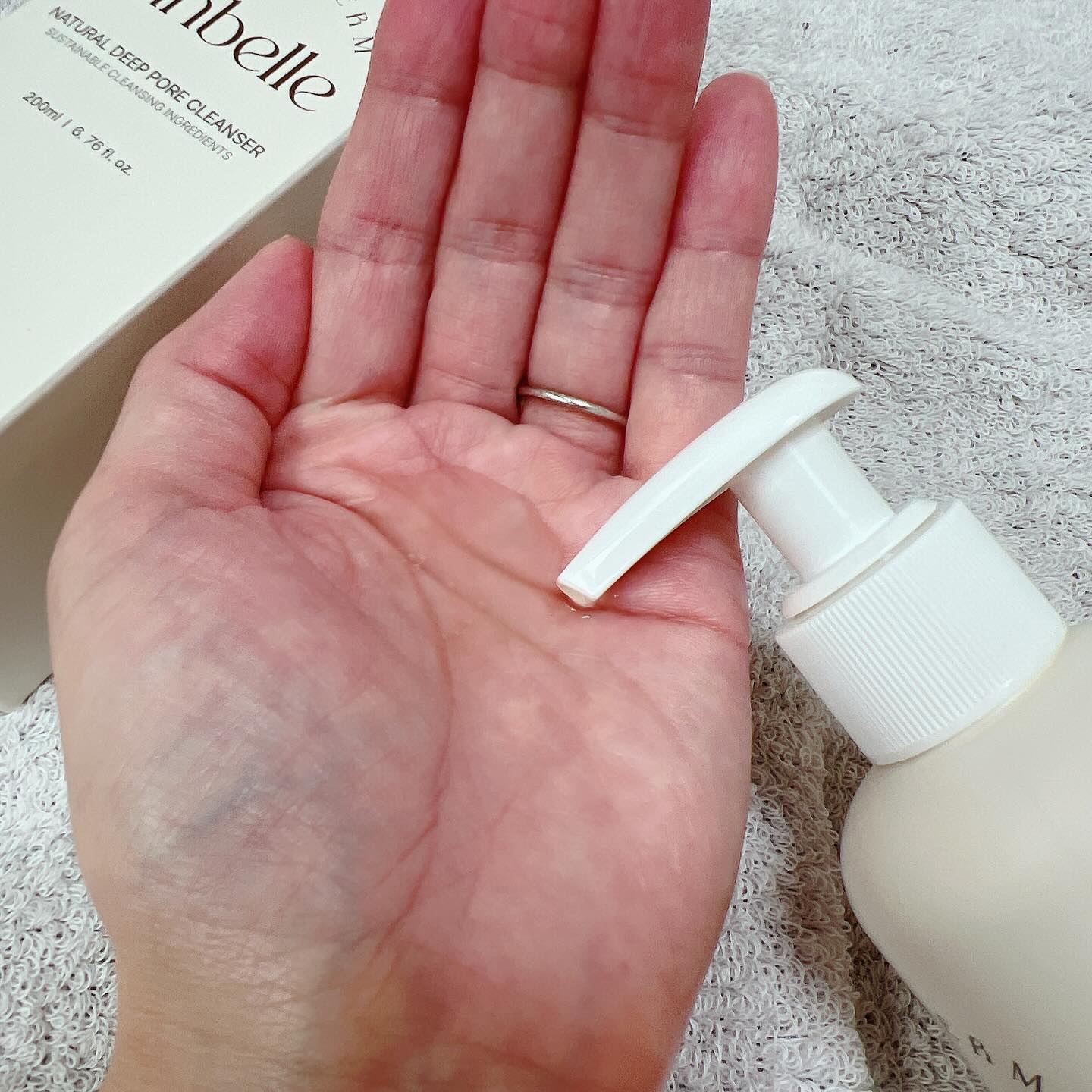 ナチュラルディープポアクレンザー/LANBELLE/その他洗顔料を使ったクチコミ（2枚目）