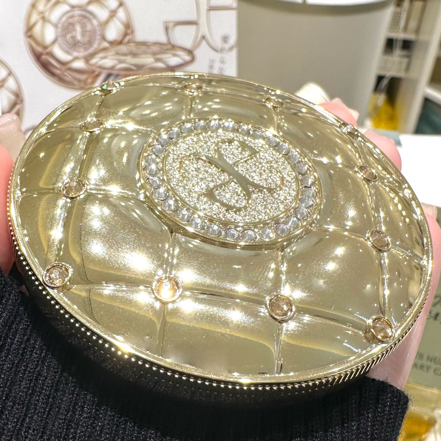 ラ プードル オートニュアンス/Elégance/プレストパウダーを使ったクチコミ(1枚目)