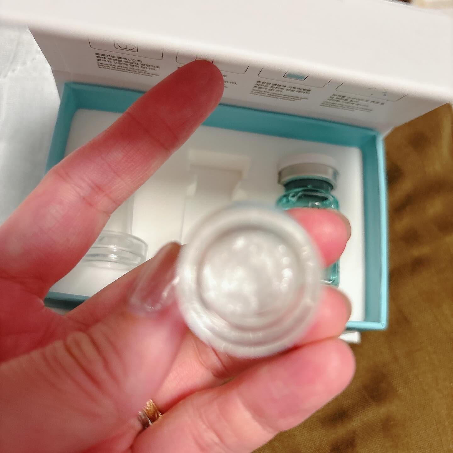 クラウドアンプル 1week キット/CHARDE/美容液を使ったクチコミ（3枚目）