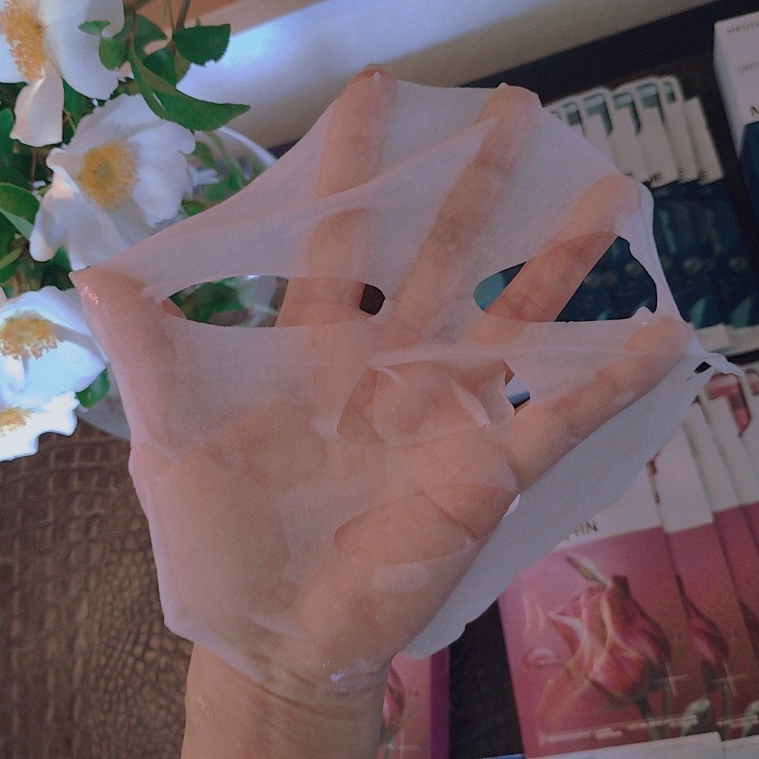 mcgroupakiko on LIPS 「お散歩日和の今日は、疲れた素肌のためにダーマコスメブランド、【..」(10枚目)