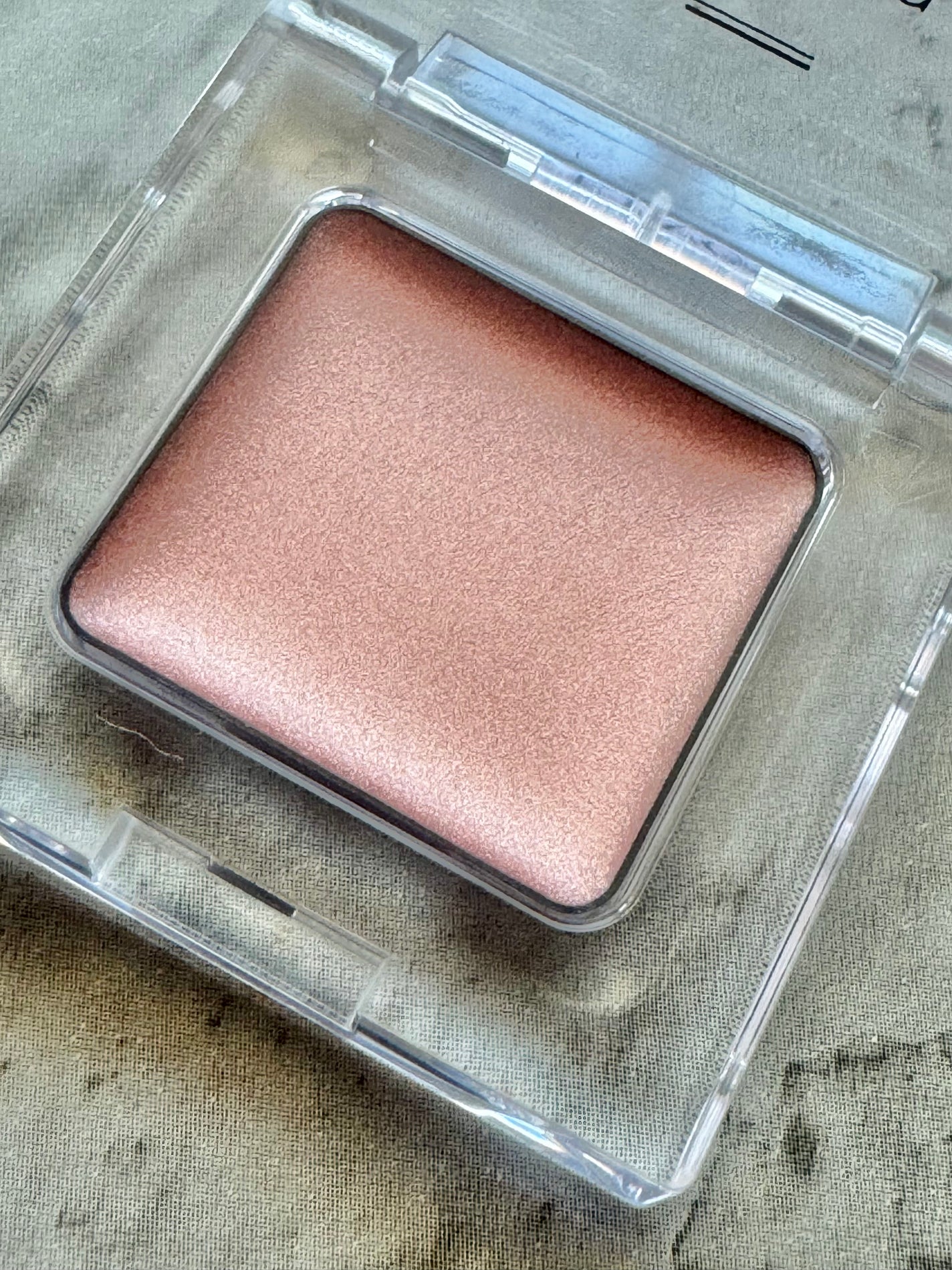 ミネラルアイバームⅡ/エトヴォス/ジェル・クリームアイシャドウを使ったクチコミ(2枚目)