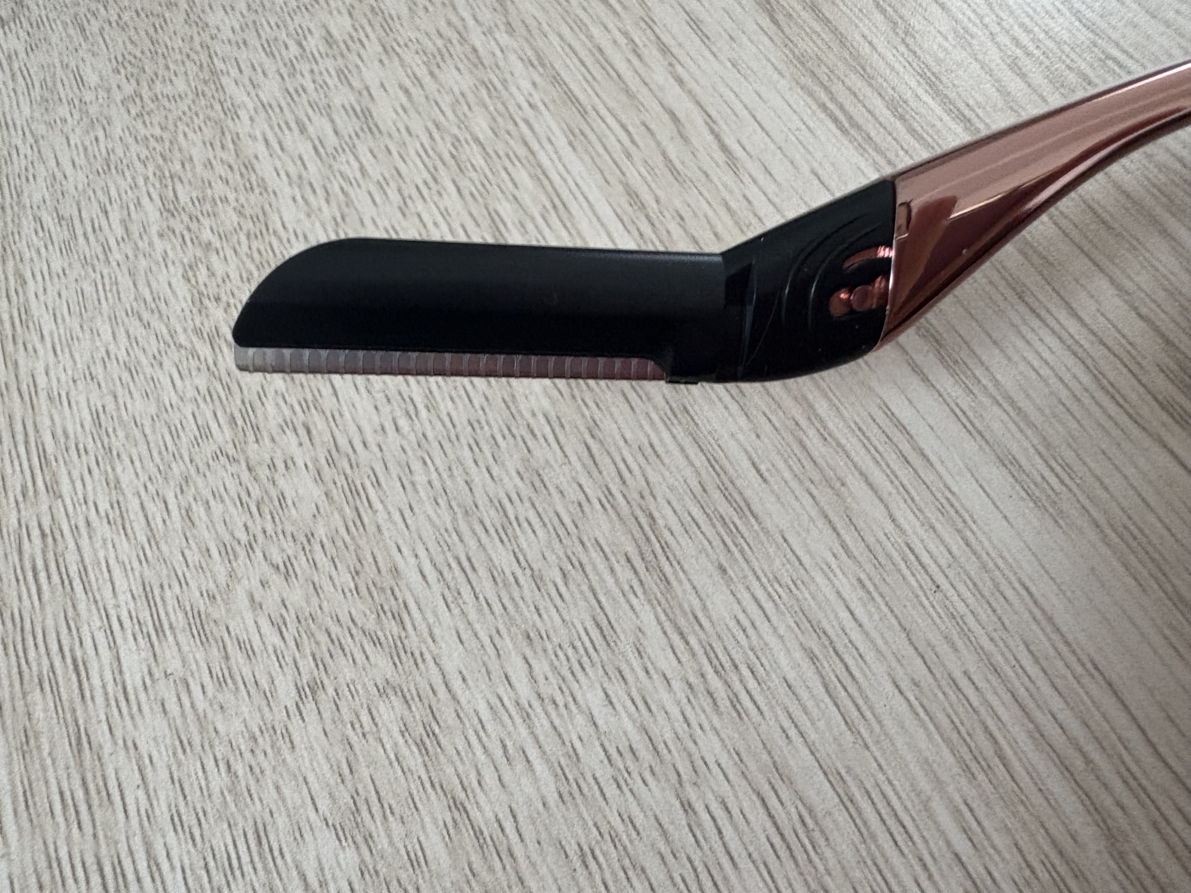 サロンプラス トーンアップ フェイススムーサー ホルダー（刃付き）/サロンプラス/シェーバーを使ったクチコミ（3枚目）