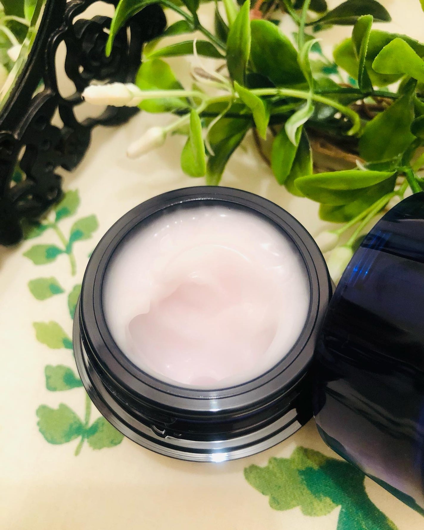 アテニア ミッドナイトモイスチャライザー/アテニア/フェイスクリームを使ったクチコミ(3枚目)