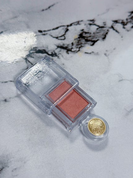 シャドーカスタマイズ/MAJOLICA MAJORCA/単色アイシャドウを使ったクチコミ(3枚目)