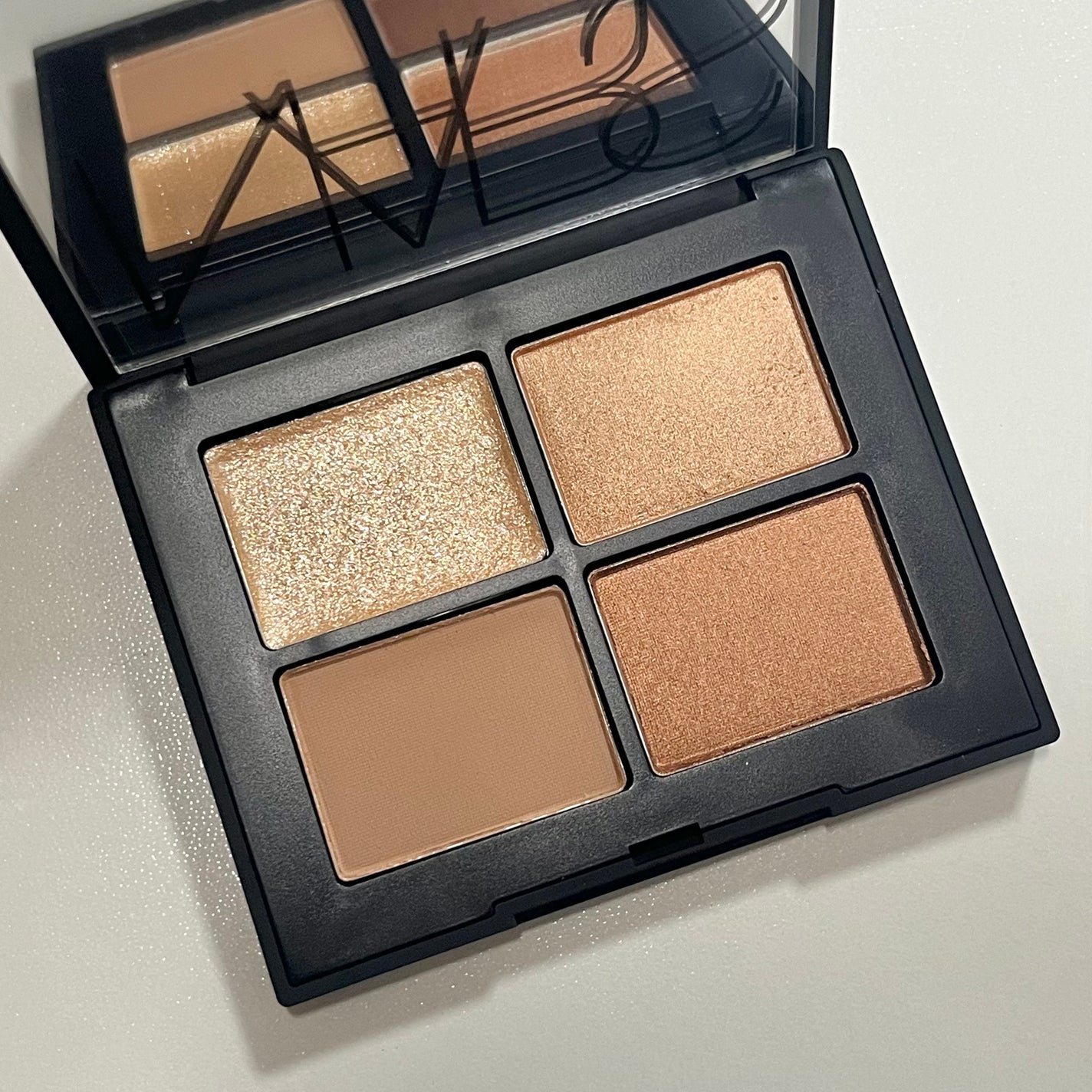 クワッドアイシャドー/NARS/アイシャドウパレットを使ったクチコミ(2枚目)