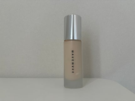 wakemake ウォーターベルベットカバーファンデーションのクチコミ「ウェイクメイクのリキッドマットファンデ
すぐ膿むしすぐテカる
色味はナーズのシベリアとゴビの.....」(1枚目)