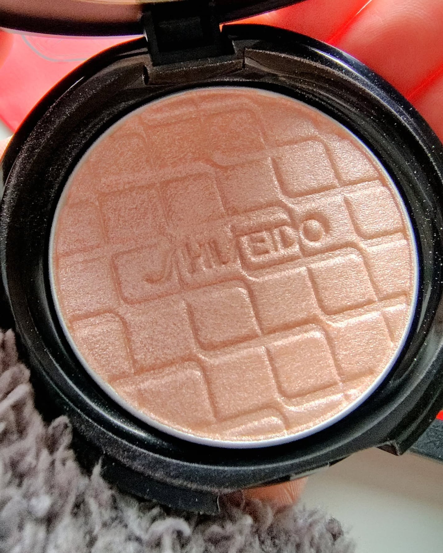 オーラデュウ プリズム イルミネーター/SHISEIDOザ・メーキャップ/プレストパウダーを使ったクチコミ(5枚目)