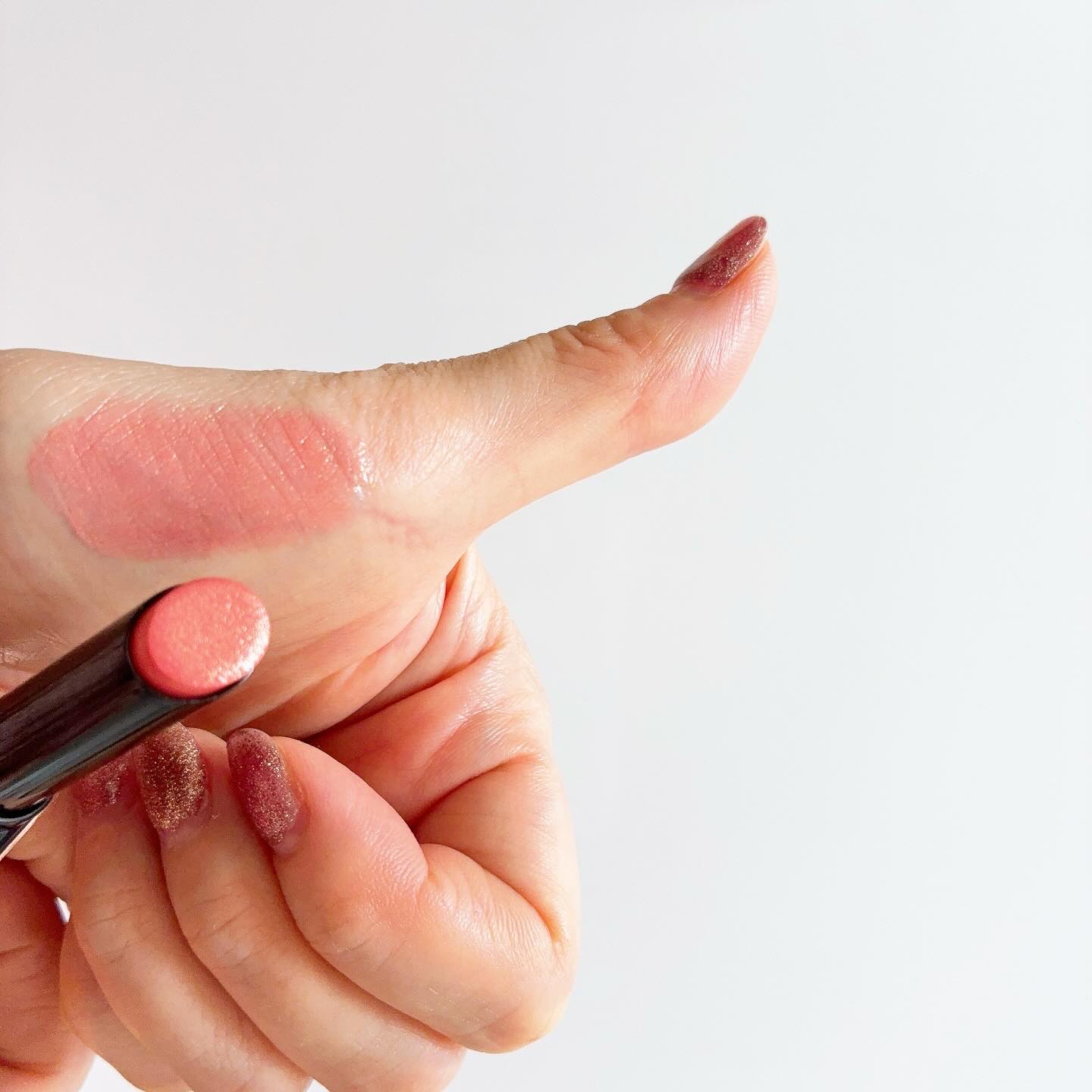 アフターグロー　センシュアルシャイン　リップスティック/NARS/口紅を使ったクチコミ（2枚目）